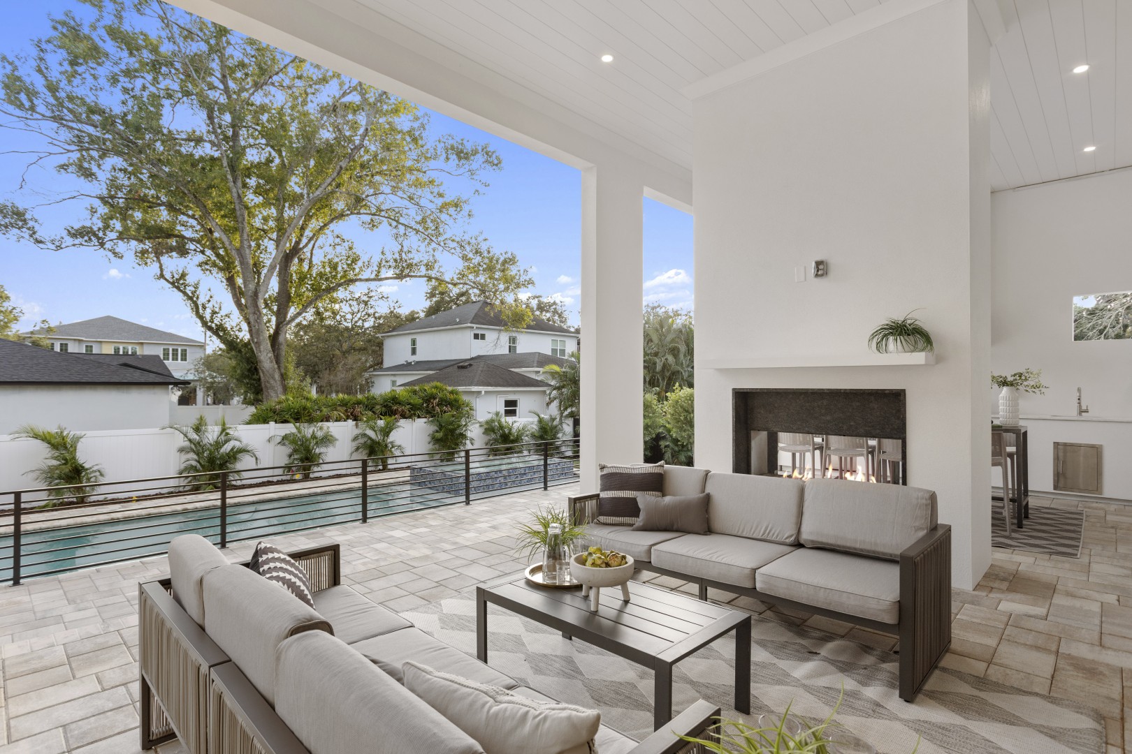 Tampa, Florida, 33629, United States, 5 Bedrooms Bedrooms, ,7 BathroomsBathrooms,Residential,For Sale,1993853