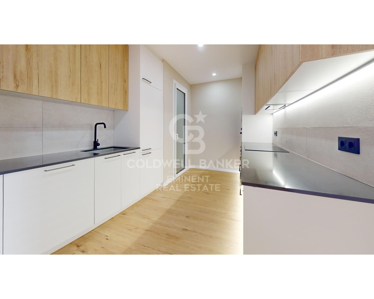 Barcelona, Catalonia, ES, 3 Bedrooms Bedrooms, ,1 BathroomBathrooms,Residential,For Sale,1949864