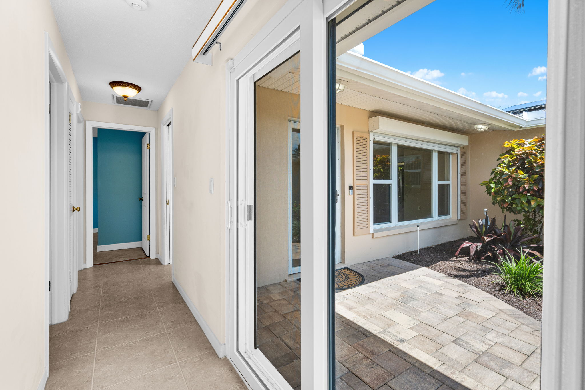  27 Westview Lane, Cocoa Beach, FL, 32931 - 物件實景
