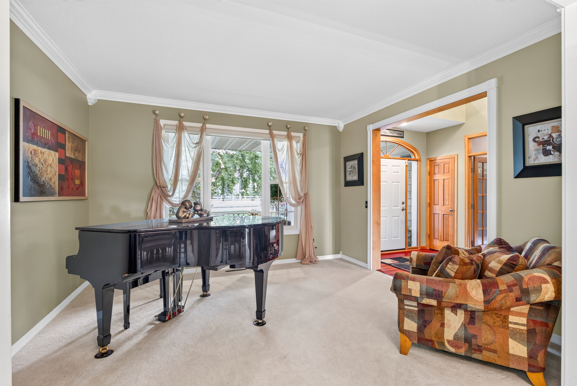  Elegant Fox Ridge Retreat with Exceptional Entertaining Spaces - 物件實景