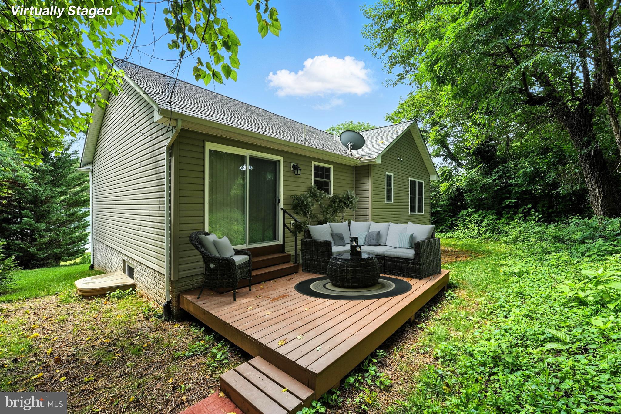 Warrenton, Virginia, 20186, United States, 3 Bedrooms Bedrooms, ,3 BathroomsBathrooms,Residential,For Sale,1930578