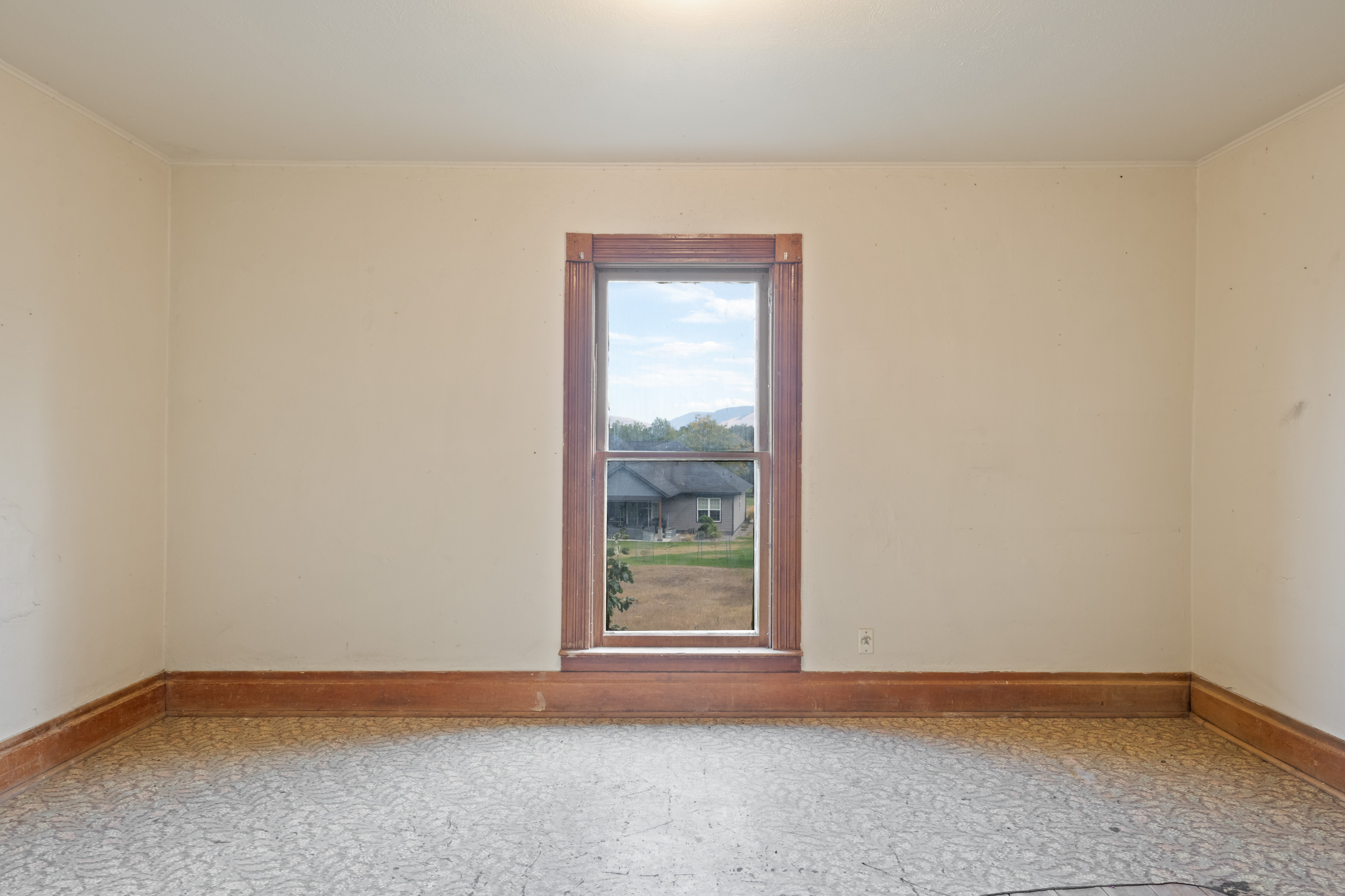 Missoula, Montana, 59804, United States, 3 Bedrooms Bedrooms, ,Residential,For Sale,1980863