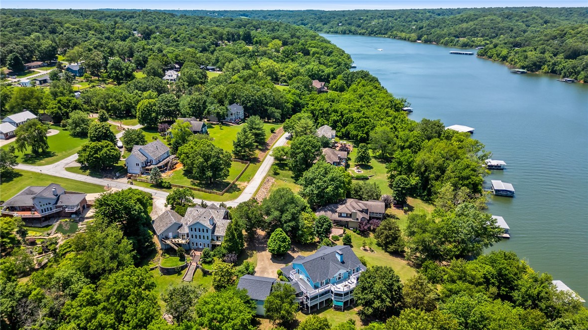 Rogers, Arkansas, 72756, United States, 5 Bedrooms Bedrooms, ,7 BathroomsBathrooms,Residential,For Sale,1846782