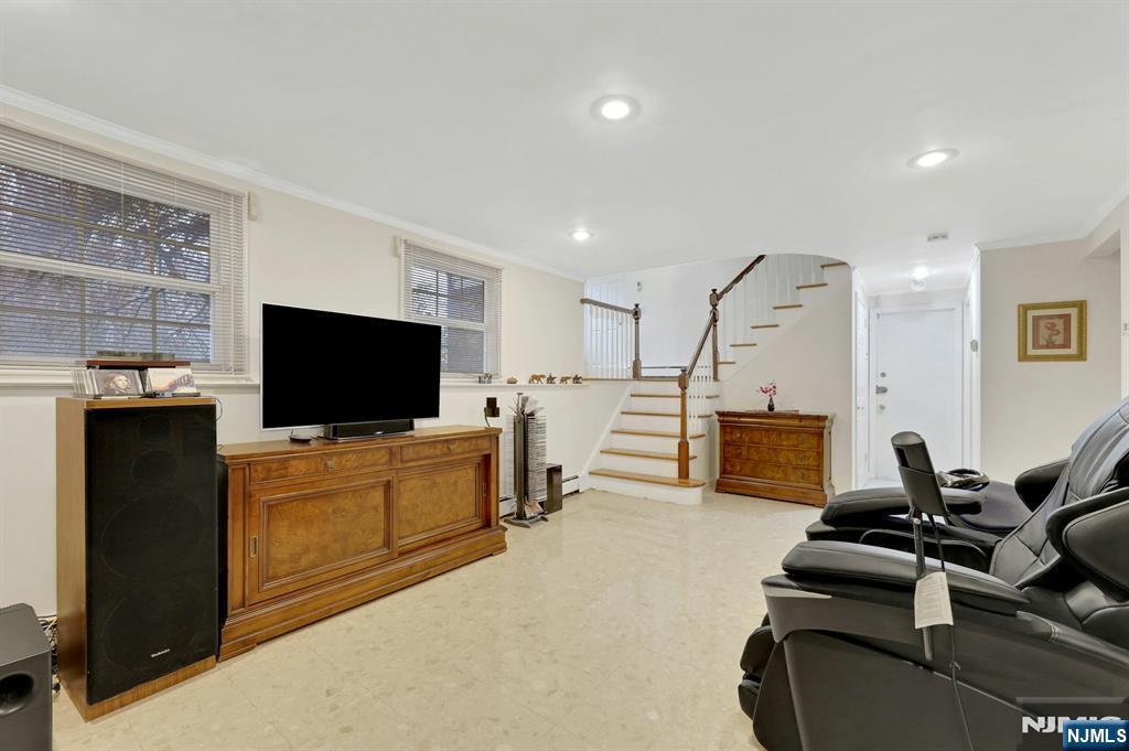 Twp of Washington, New Jersey, 07676, United States, 4 Bedrooms Bedrooms, ,3 BathroomsBathrooms,Residential,For Sale,2001896