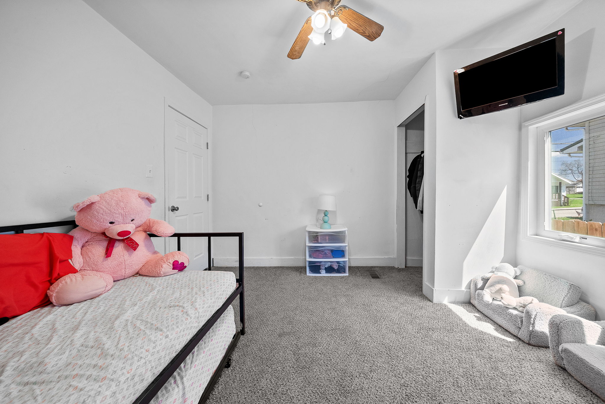  603 Memorial Drive, New Kensington, PA 15068 - 物件實景