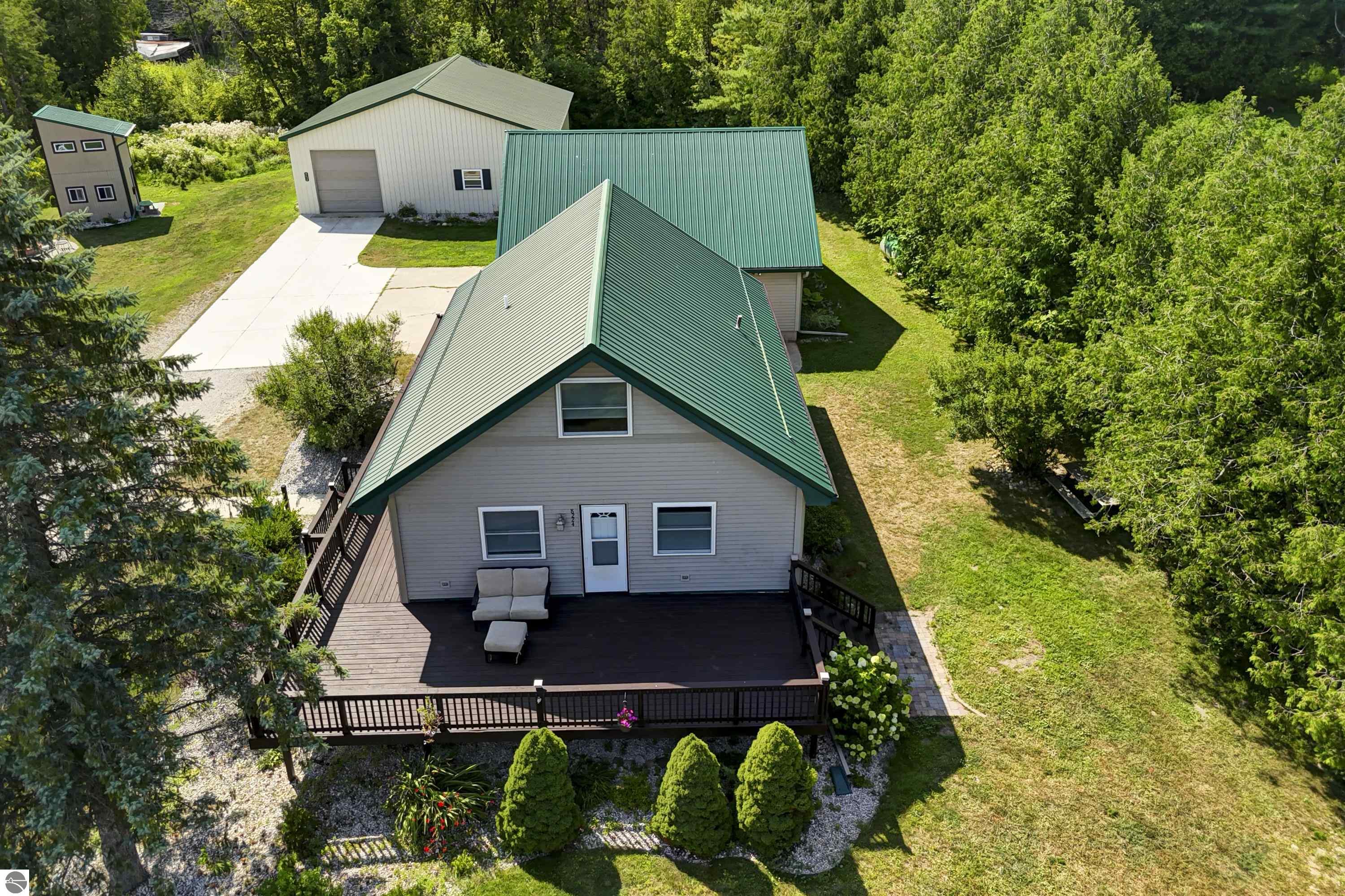 Cedar, Michigan, 49621, United States, 4 Bedrooms Bedrooms, ,2 BathroomsBathrooms,Residential,For Sale,1917119