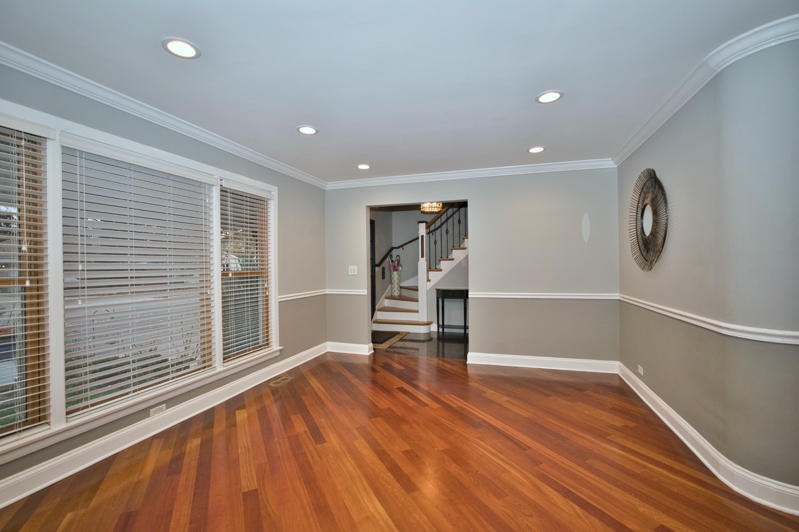 Skokie, Illinois, 60077, United States, 3 Bedrooms Bedrooms, ,4 BathroomsBathrooms,Residential,For Sale,2008583