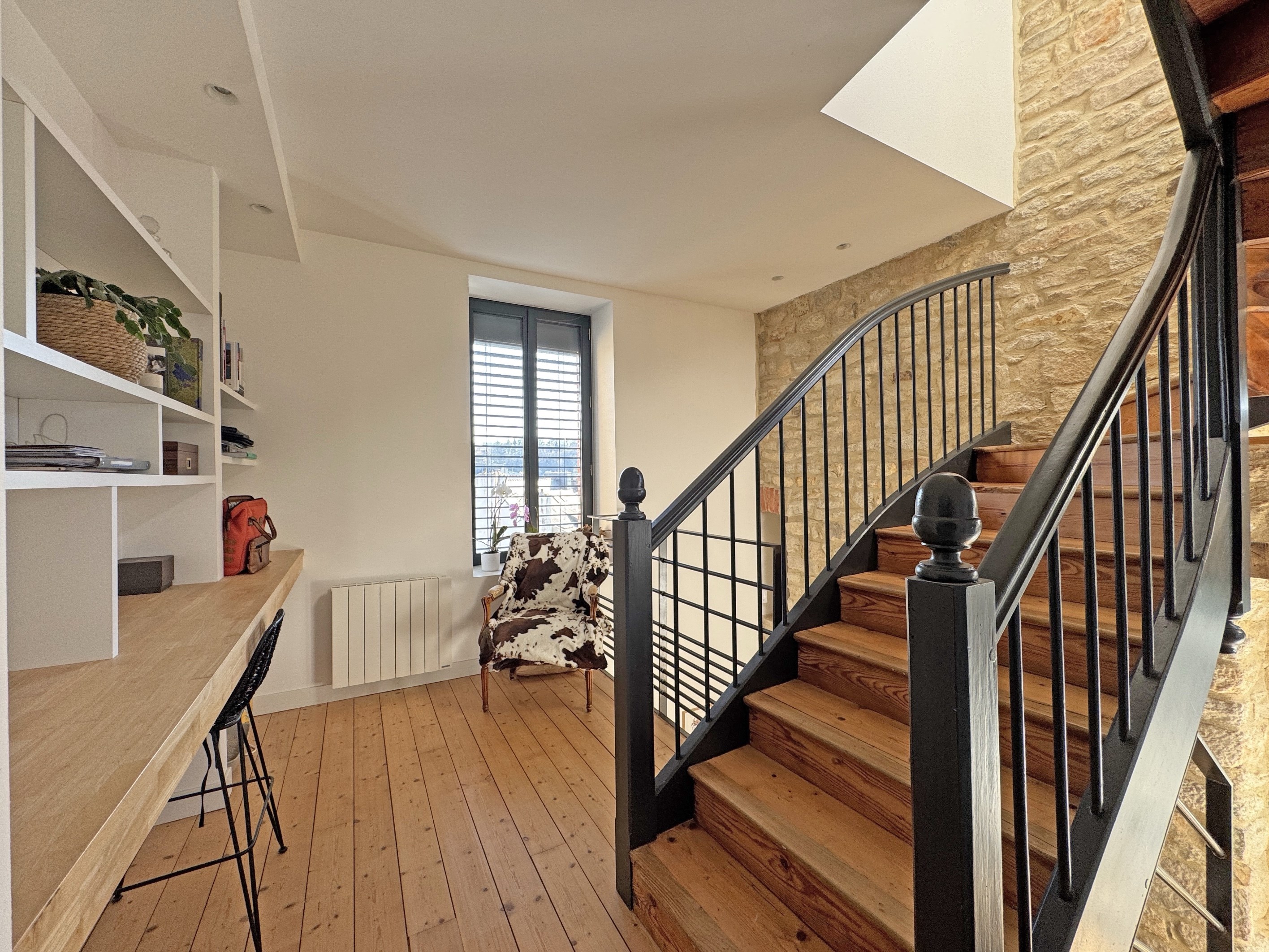  QUIMPER , A REINVENTED HOUSE OF CHARACTER AND TWO APPARTEMENTS - 物件實景