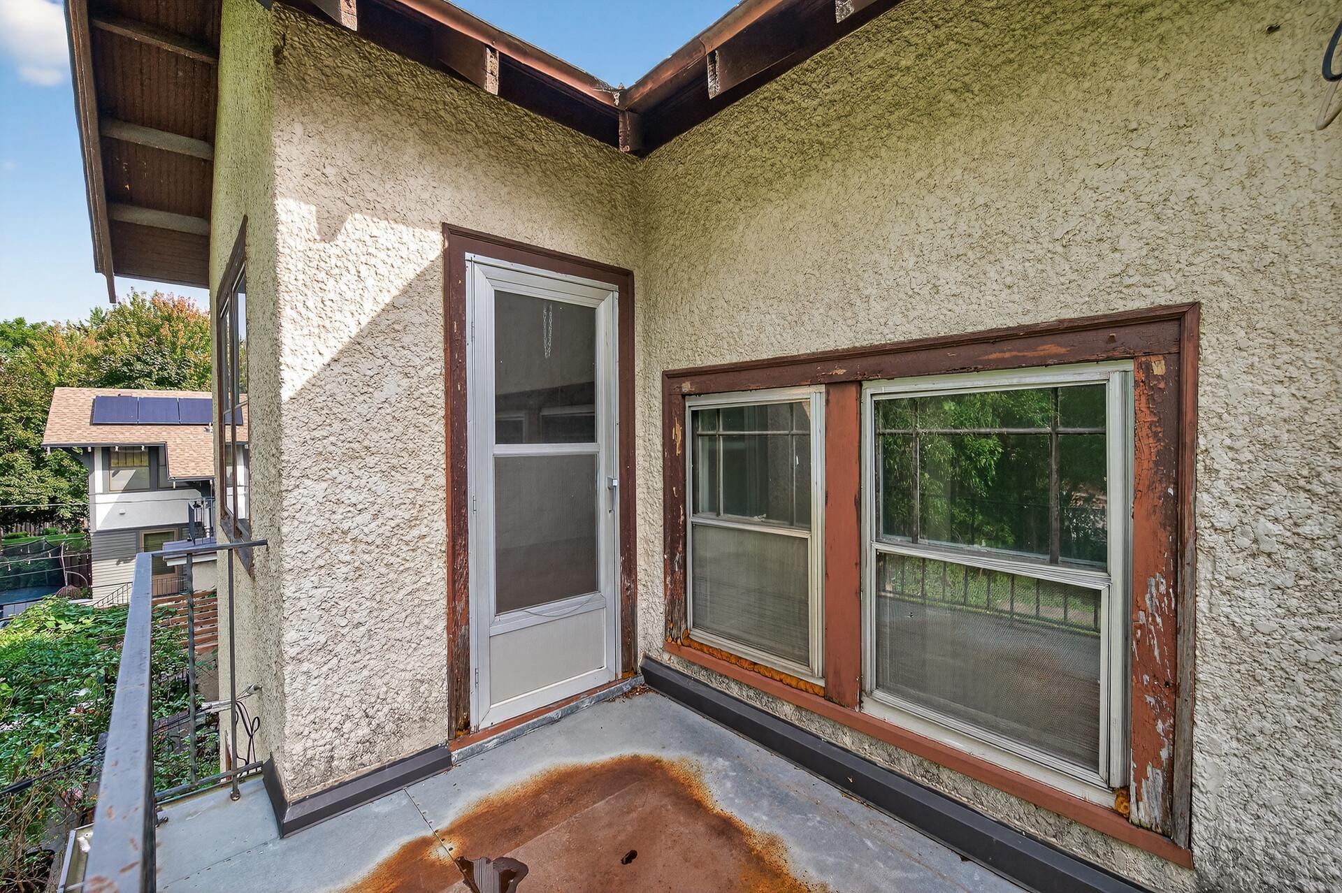Minneapolis, Minnesota, 55409, United States, 4 Bedrooms Bedrooms, ,2 BathroomsBathrooms,Residential,For Sale,1959078