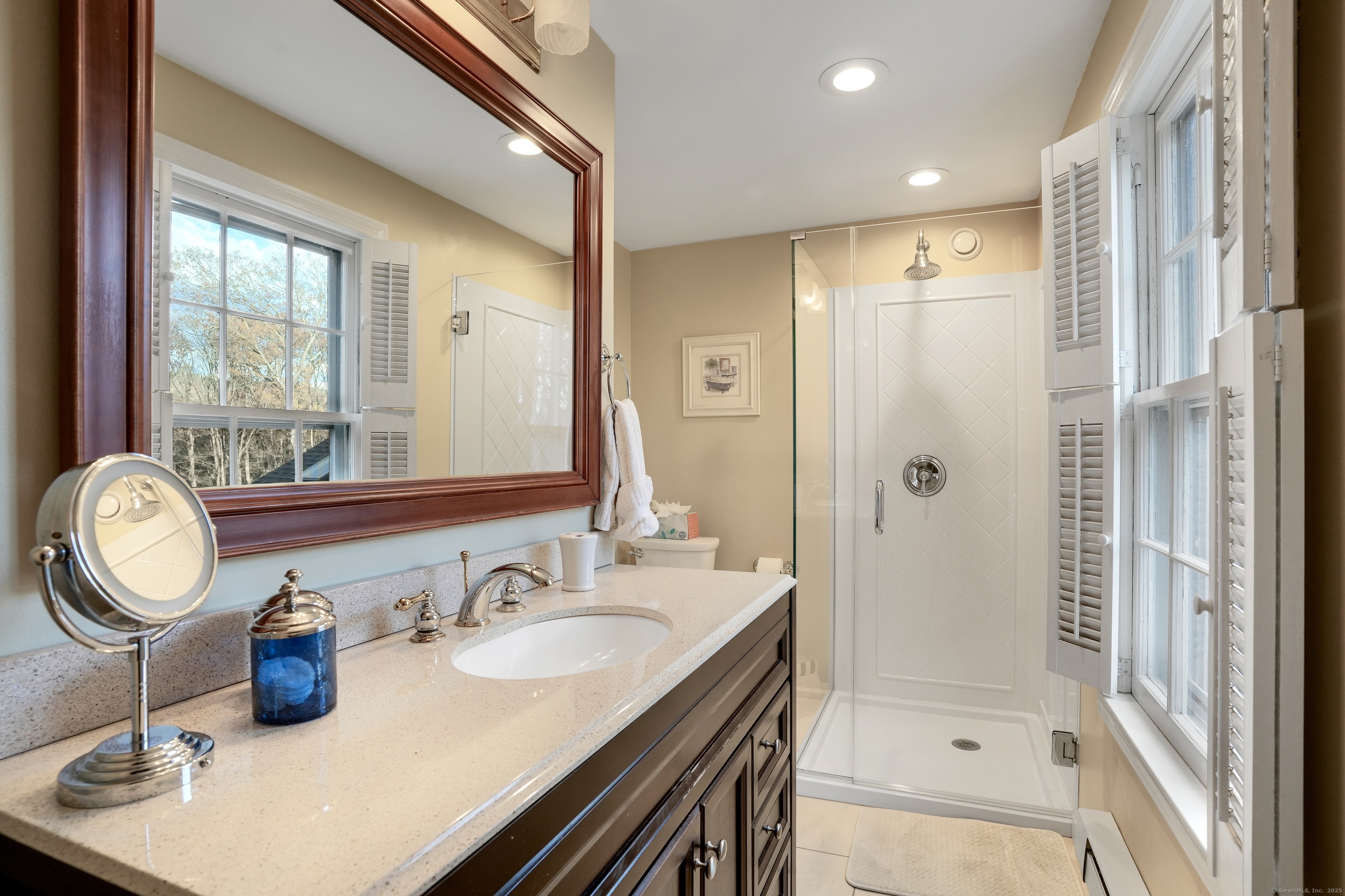 Canton, Connecticut, 06019, United States, 4 Bedrooms Bedrooms, ,3 BathroomsBathrooms,Residential,For Sale,1987943