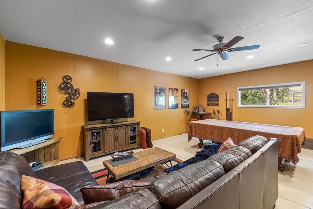 McCall, Idaho, 83638, United States, 4 Bedrooms Bedrooms, ,2 BathroomsBathrooms,Residential,For Sale,1828717