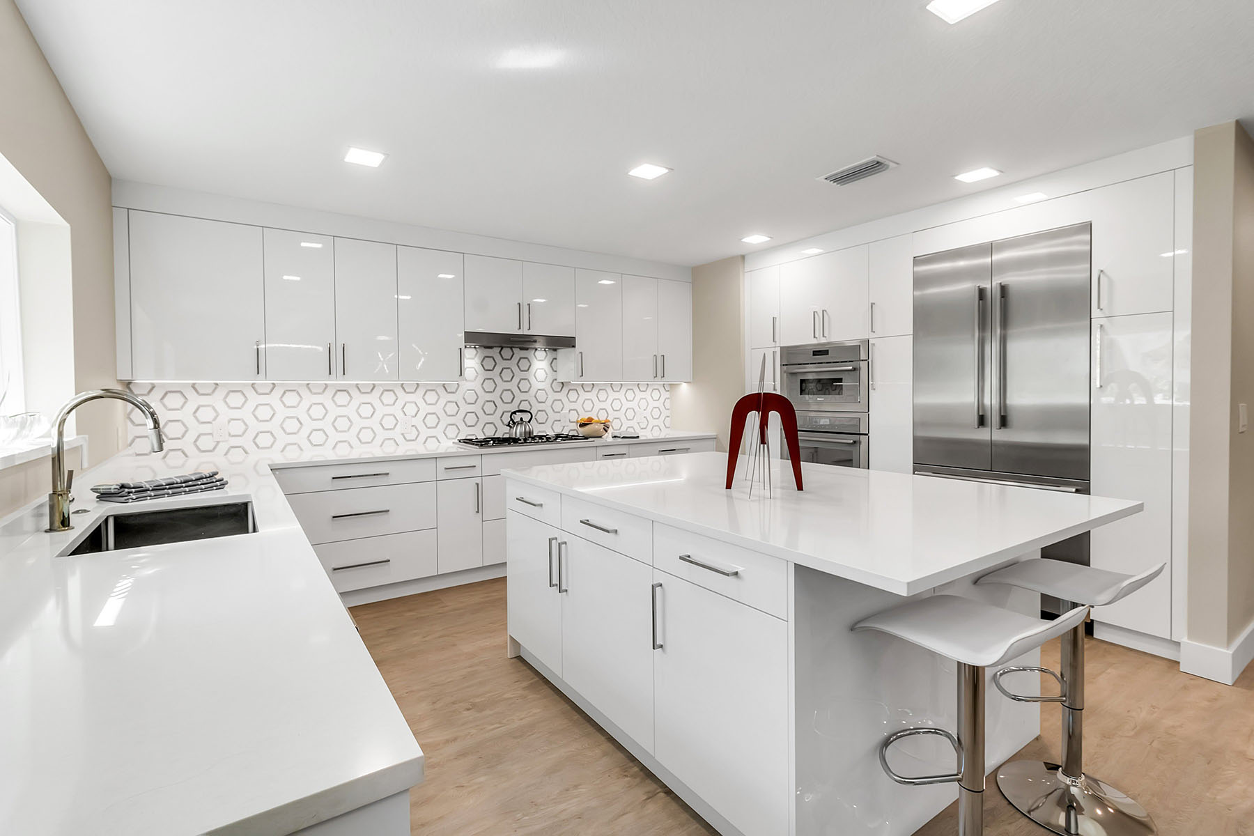  JOHNSON ESTATES - 物件實景