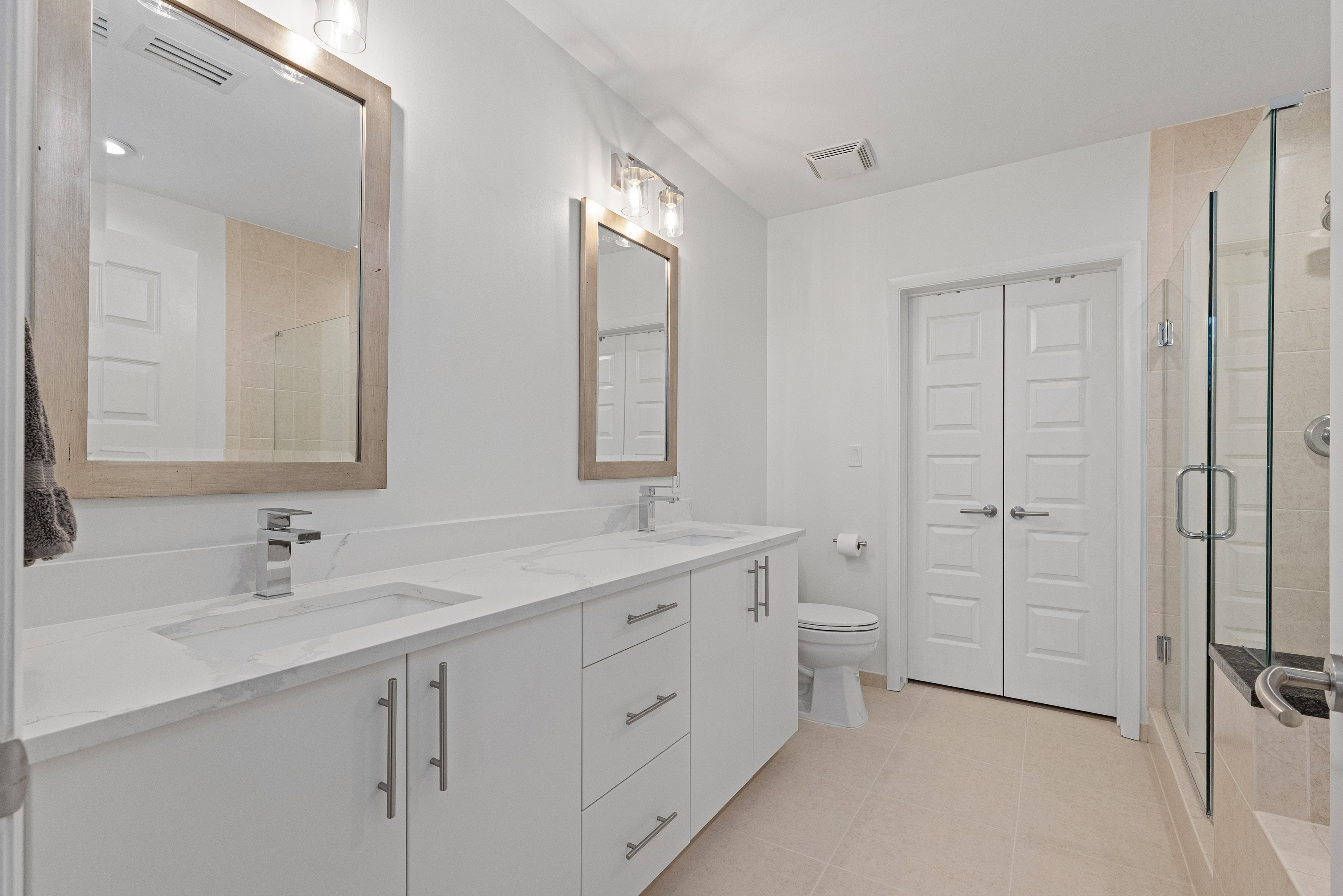  Exceptional Condo Offer Offers an Array of Amenities in a Prime Location - 物件實景