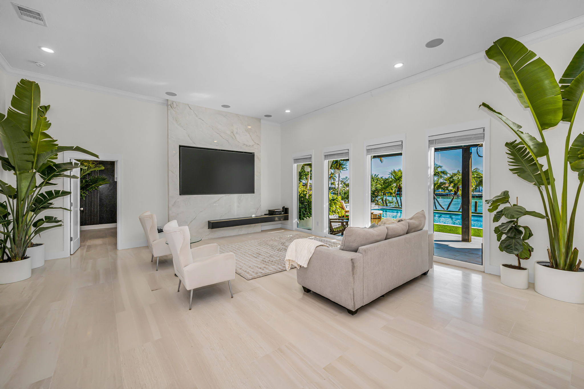 Treasure Island, Florida, 33706, United States, 4 Bedrooms Bedrooms, ,3 BathroomsBathrooms,Residential,For Sale,2016034