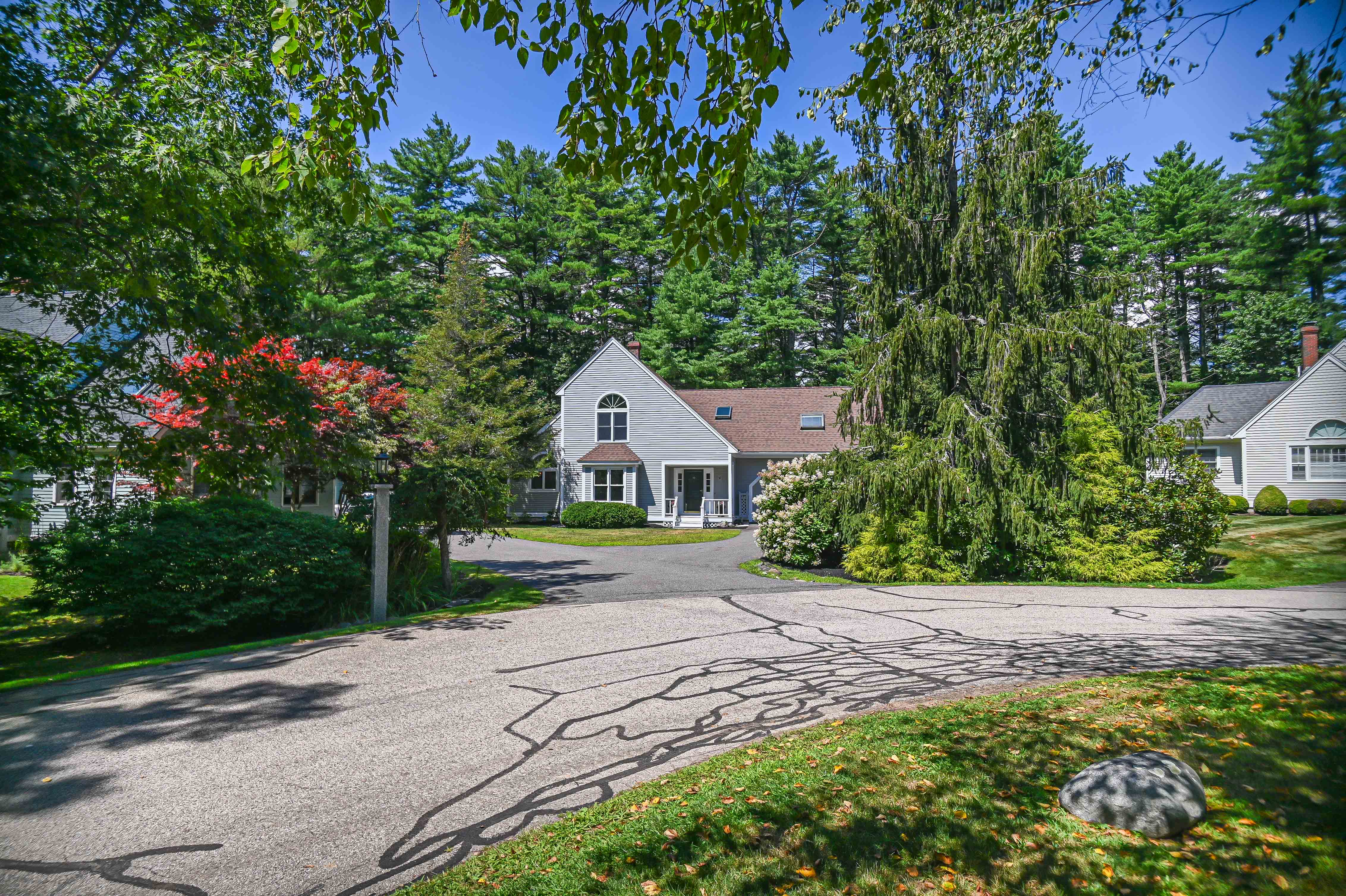 York, Maine, 03909, United States, 3 Bedrooms Bedrooms, ,3 BathroomsBathrooms,Residential,For Sale,1912030
