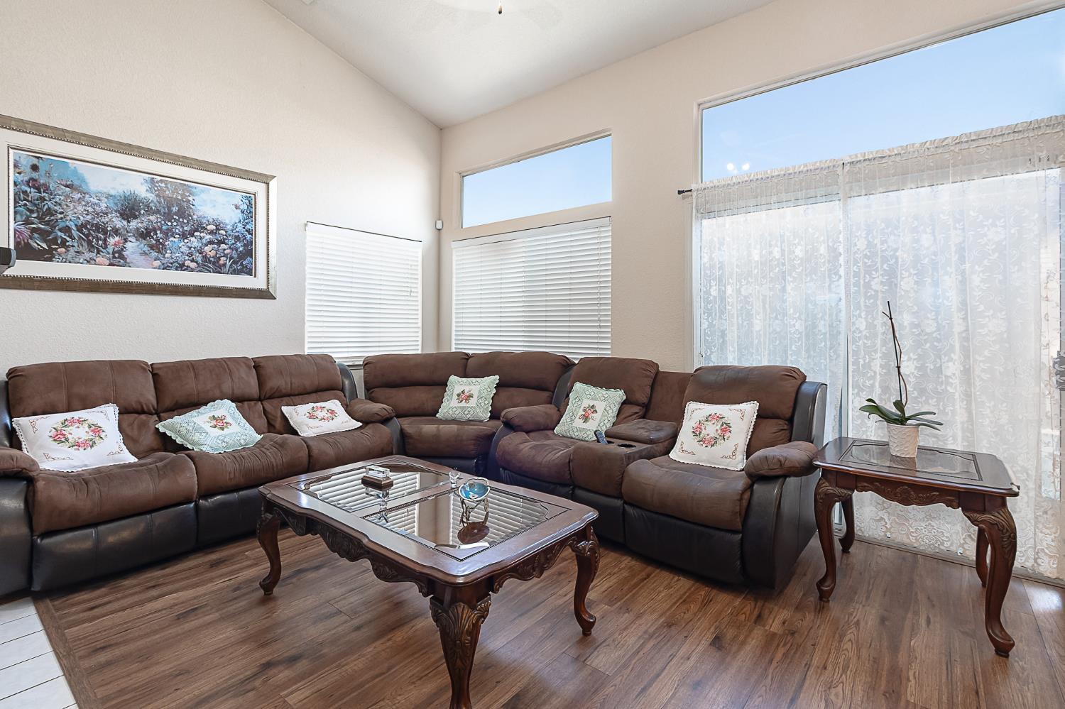 Salida, California, 95368, United States, 4 Bedrooms Bedrooms, ,3 BathroomsBathrooms,Residential,For Sale,1975625