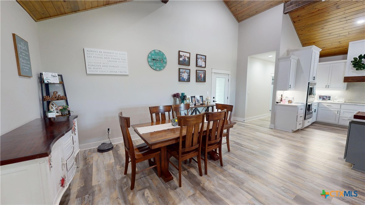 Goliad, Texas, 77963, United States, 4 Bedrooms Bedrooms, ,3 BathroomsBathrooms,Residential,For Sale,1895405
