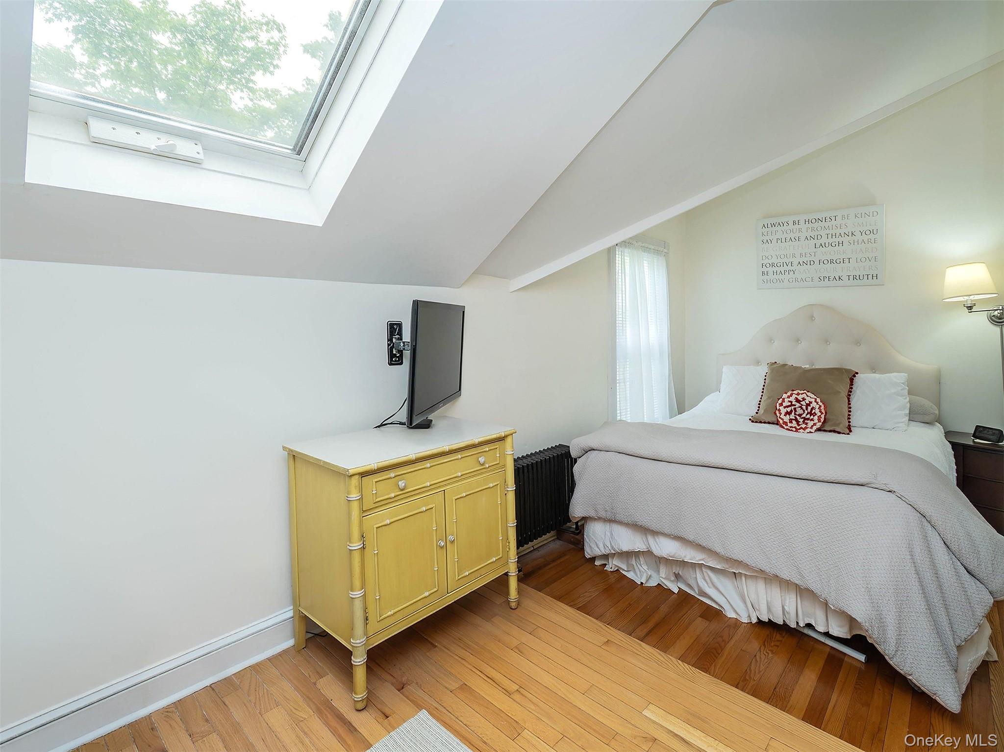  24 Maple Avenue, Sea Cliff, NY, 11579 - 物件實景