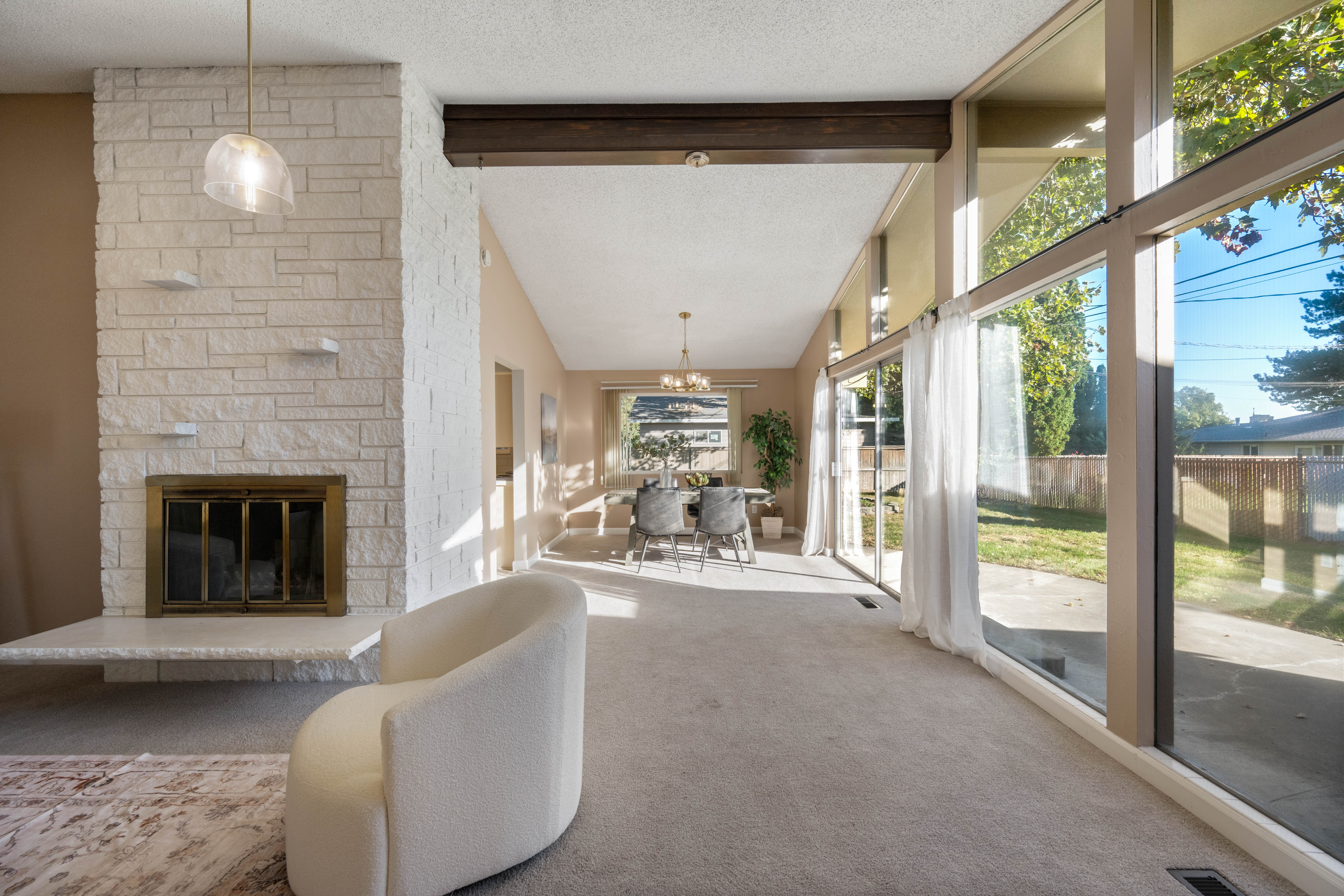  Mid Century Charmer in Incredible Neighborhood - 物件實景
