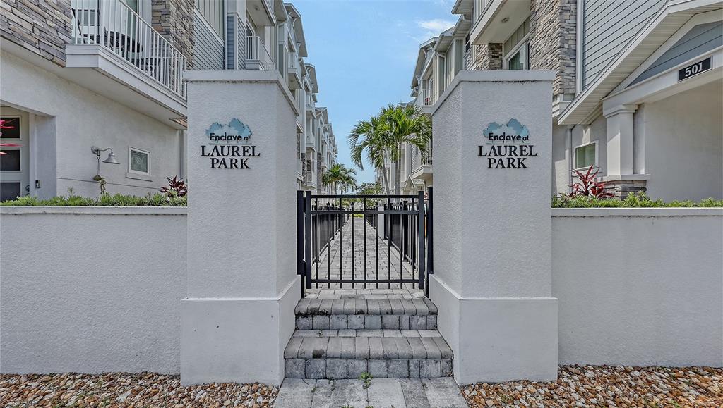 Sarasota, Florida, 34236, United States, 3 Bedrooms Bedrooms, ,4 BathroomsBathrooms,Residential,For Sale,1986560