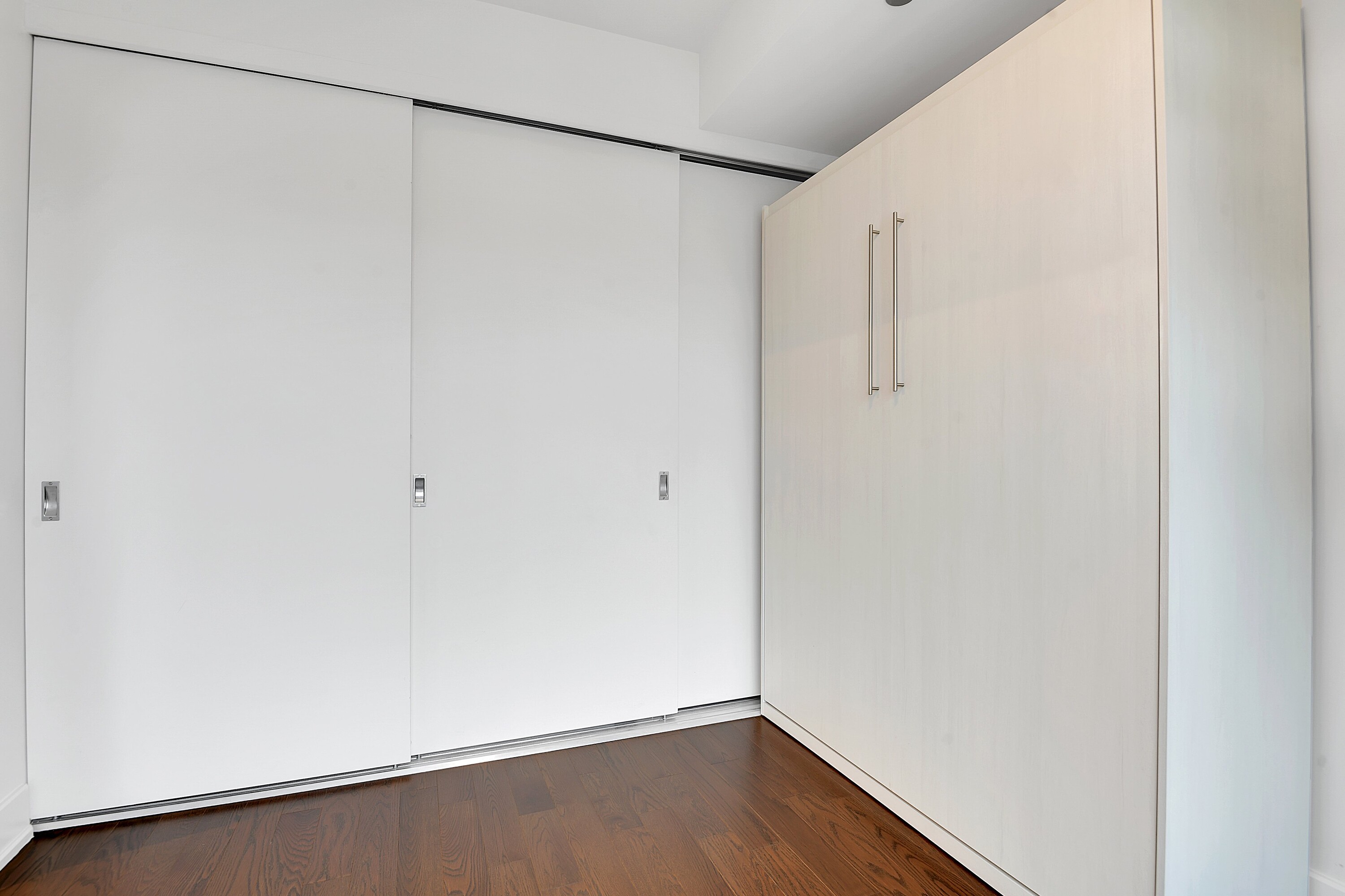  The Kavanaugh - 2 Bed + Den - 物件實景