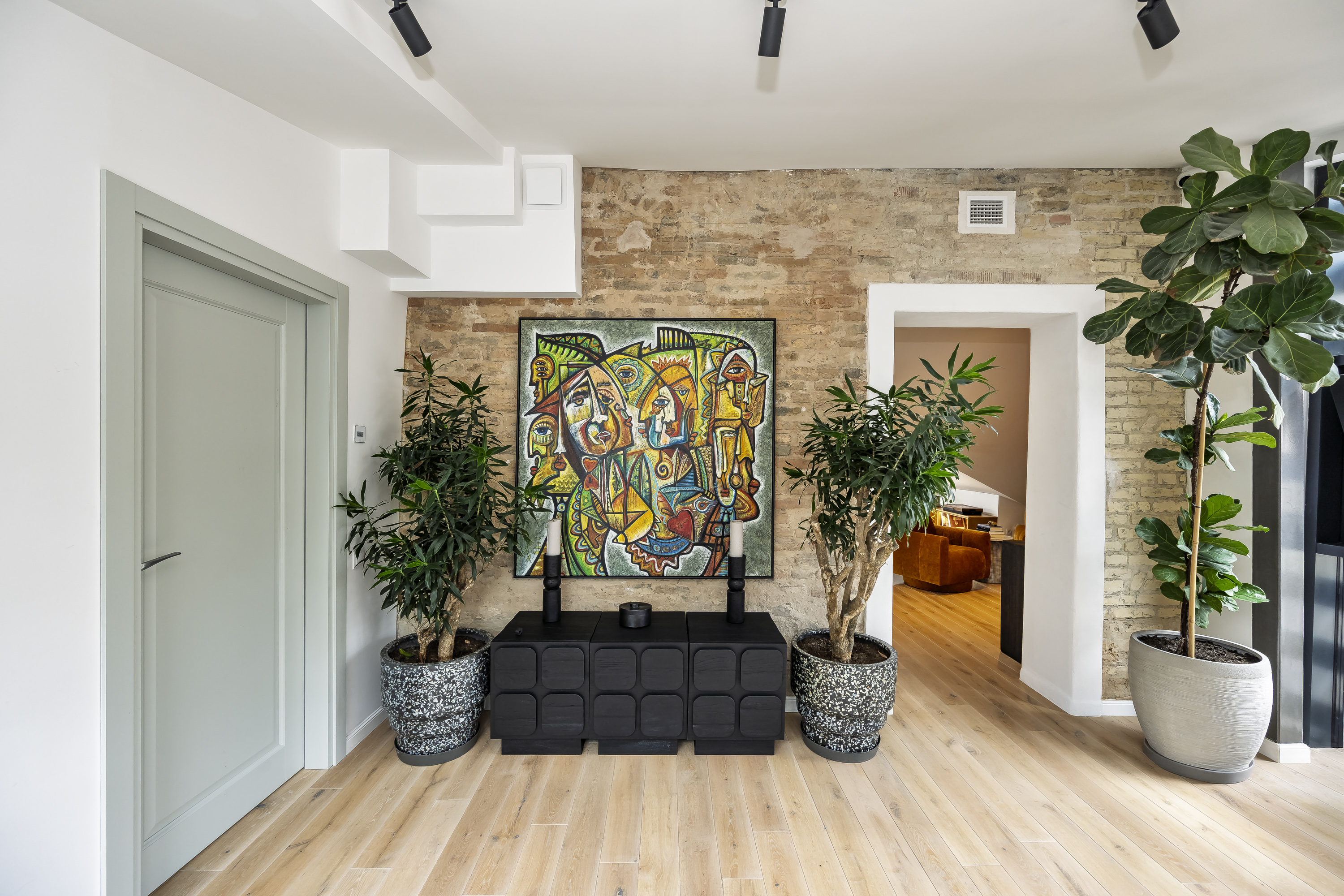  A Timeless Top-Floor Residence in the Heart of Vilnius Old Town - 物件實景