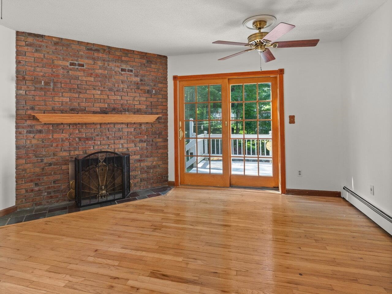 Essex, Vermont, 05452, United States, 4 Bedrooms Bedrooms, ,2 BathroomsBathrooms,Residential,For Sale,1927530