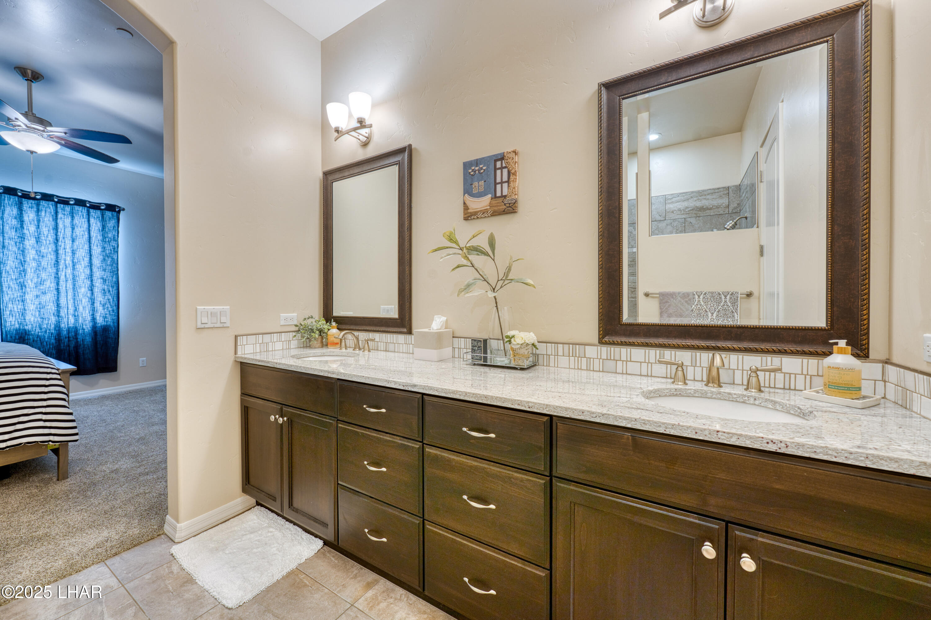 Lake Havasu City, Arizona, 86406, United States, 3 Bedrooms Bedrooms, ,2 BathroomsBathrooms,Residential,For Sale,1994362