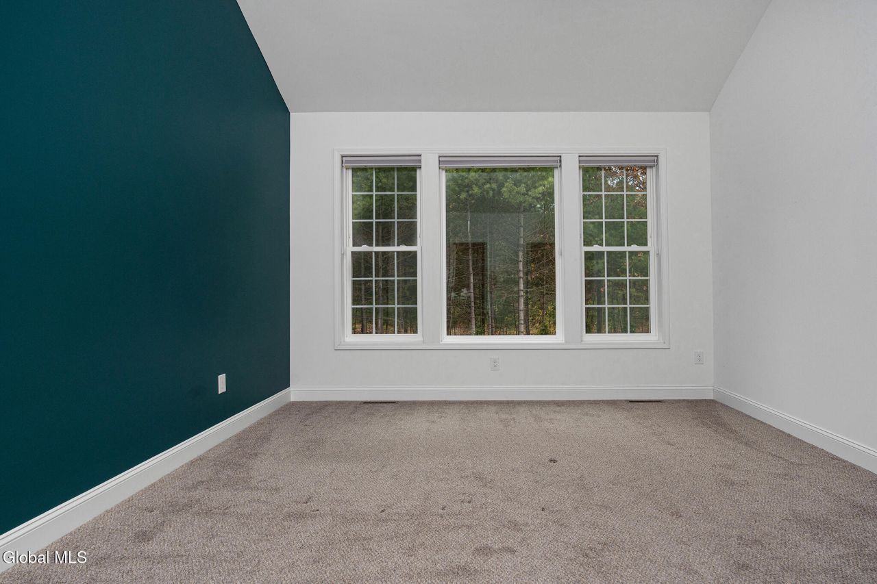 Halfmoon, New York, 12065, United States, 4 Bedrooms Bedrooms, ,3 BathroomsBathrooms,Residential,For Sale,1987891