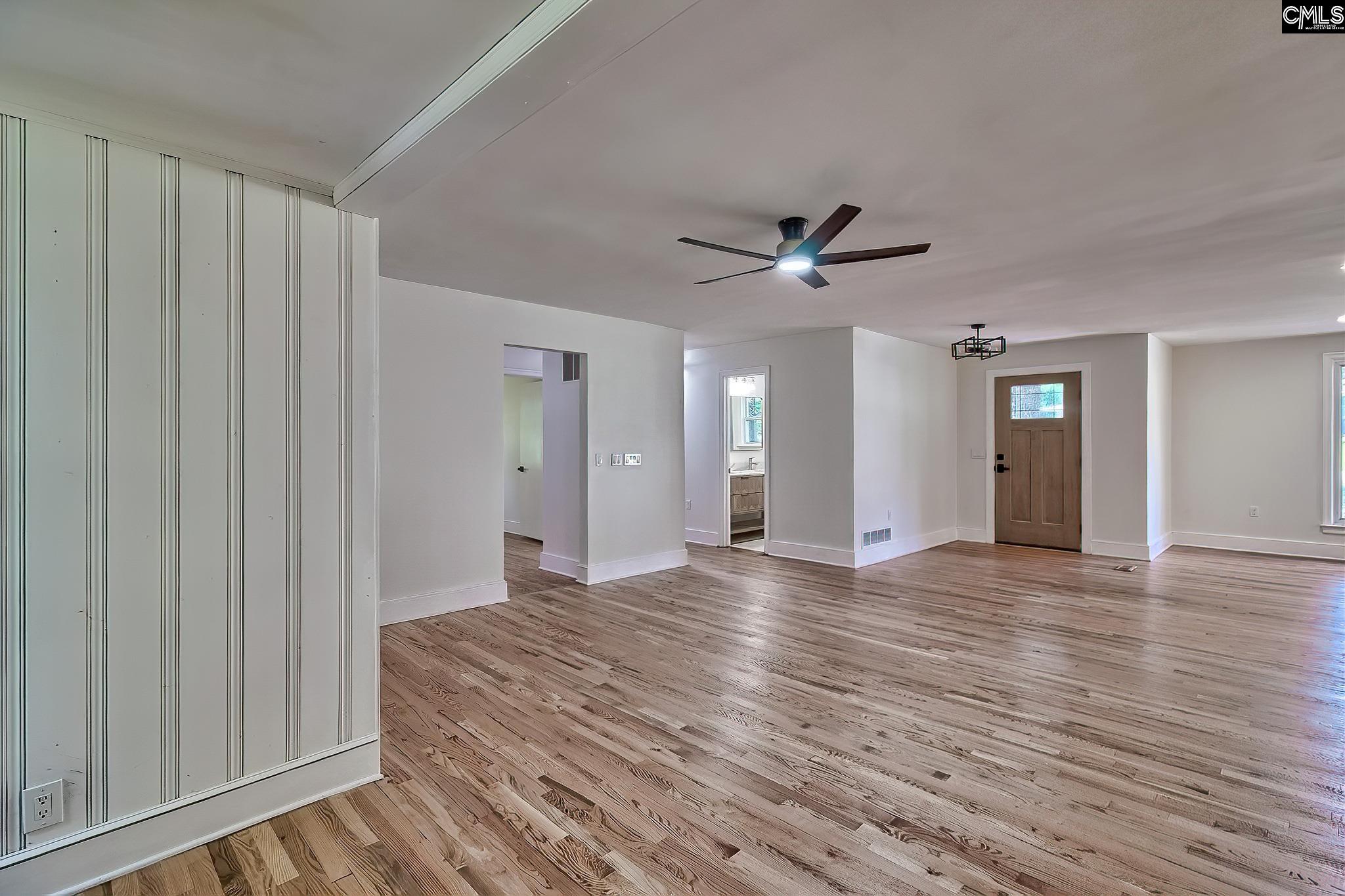 Cayce, South Carolina, 29033, United States, 3 Bedrooms Bedrooms, ,3 BathroomsBathrooms,Residential,For Sale,1875561