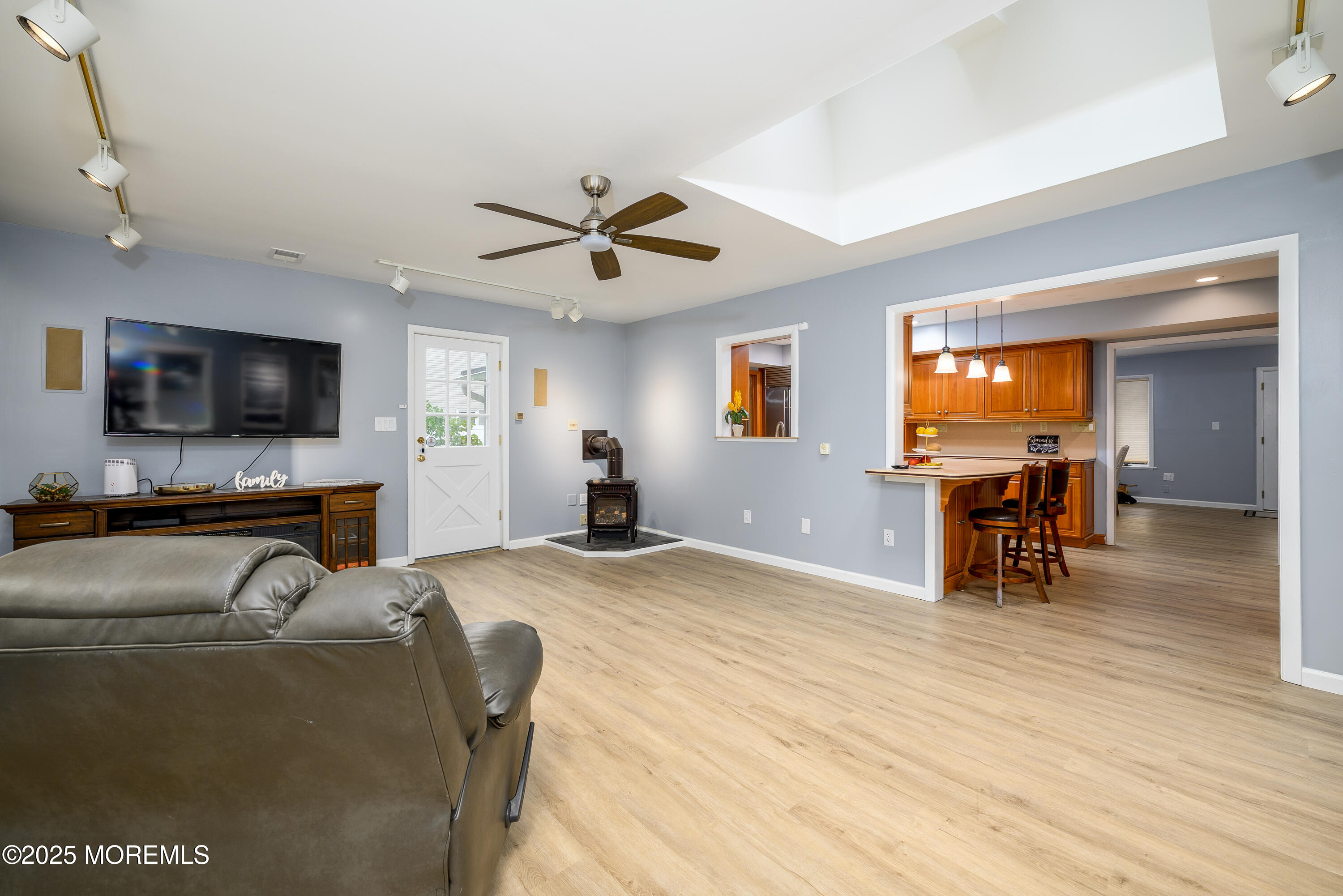 Manalapan, New Jersey, 07726, United States, 4 Bedrooms Bedrooms, ,3 BathroomsBathrooms,Residential,For Sale,1938974