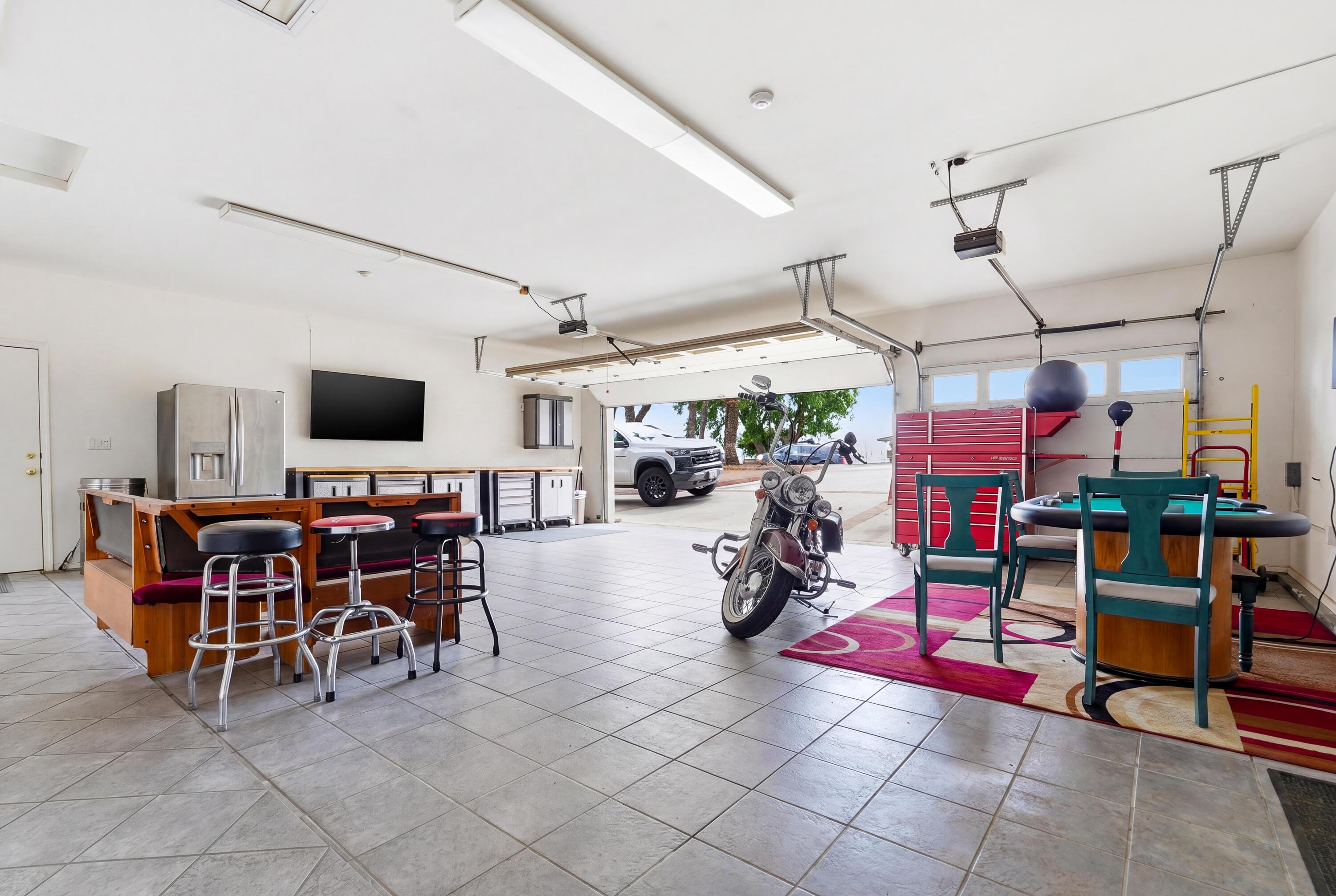 Porterville, California, 93257, United States, 4 Bedrooms Bedrooms, ,2 BathroomsBathrooms,Residential,For Sale,2020854