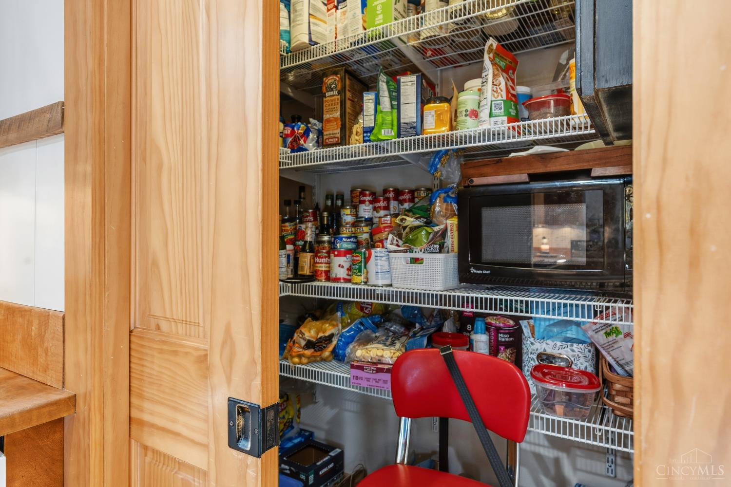 Wilmington, Ohio, 45177, United States, 6 Bedrooms Bedrooms, ,4 BathroomsBathrooms,Residential,For Sale,1989066