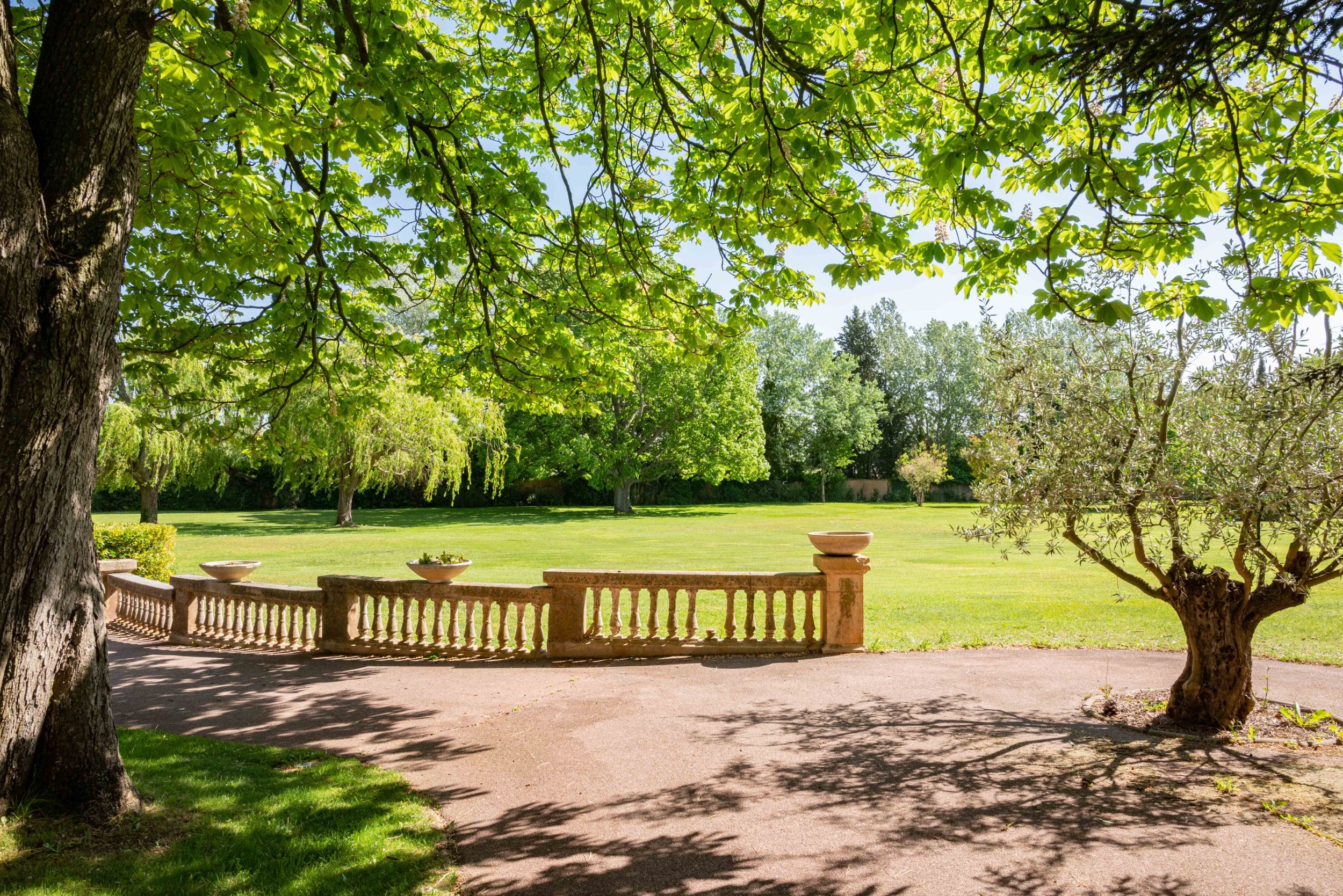  Exceptional estate of 1300 m² for sale in Aix-en-Provence. - 物件實景