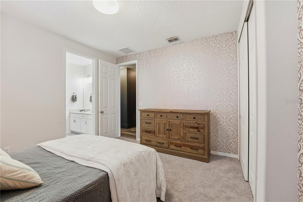 Winter Garden, Florida, 34787, United States, 5 Bedrooms Bedrooms, ,5 BathroomsBathrooms,Residential,For Sale,1987949