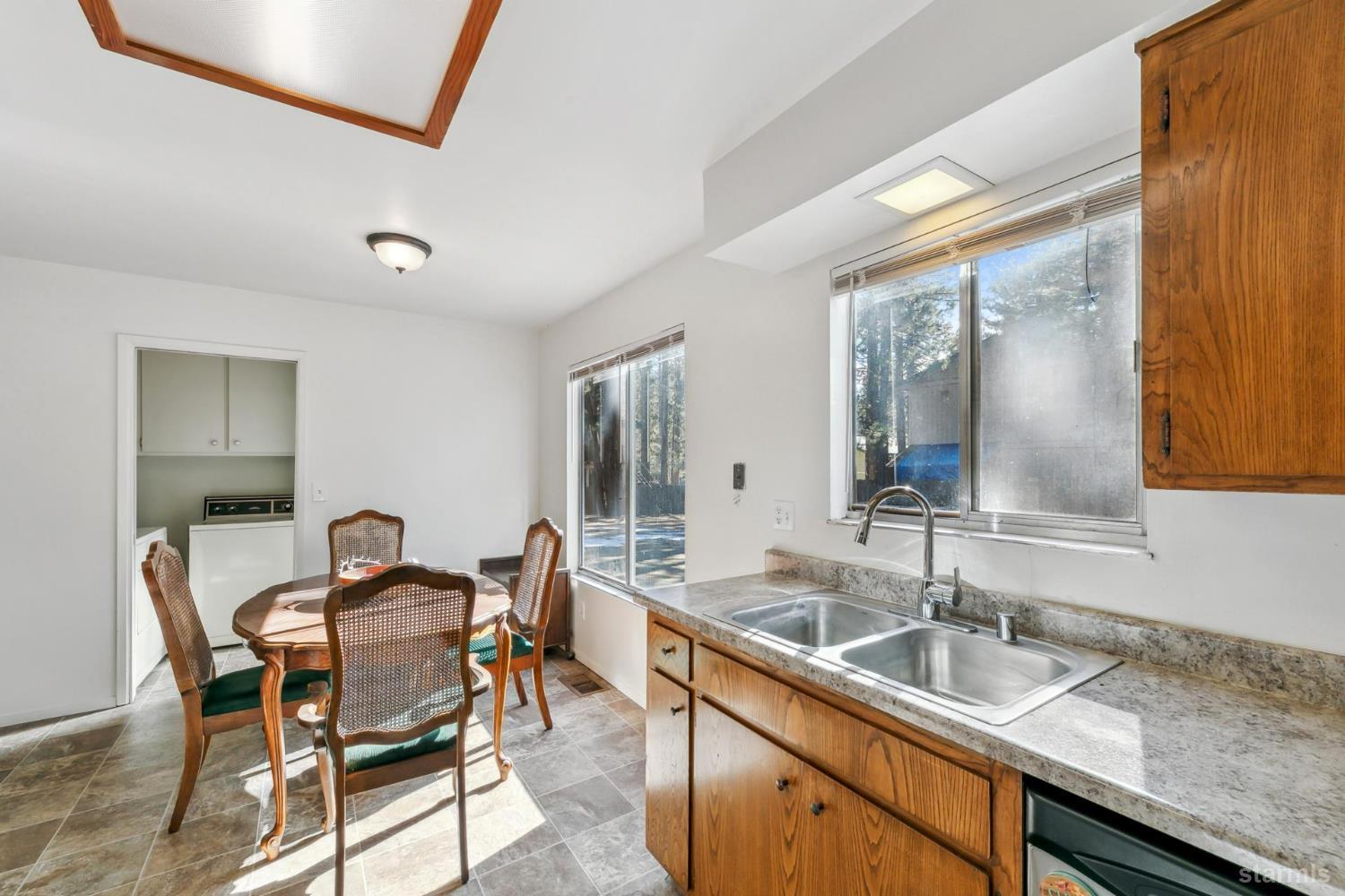 South Lake Tahoe, California, 96150, United States, ,Residential,For Sale,1856645