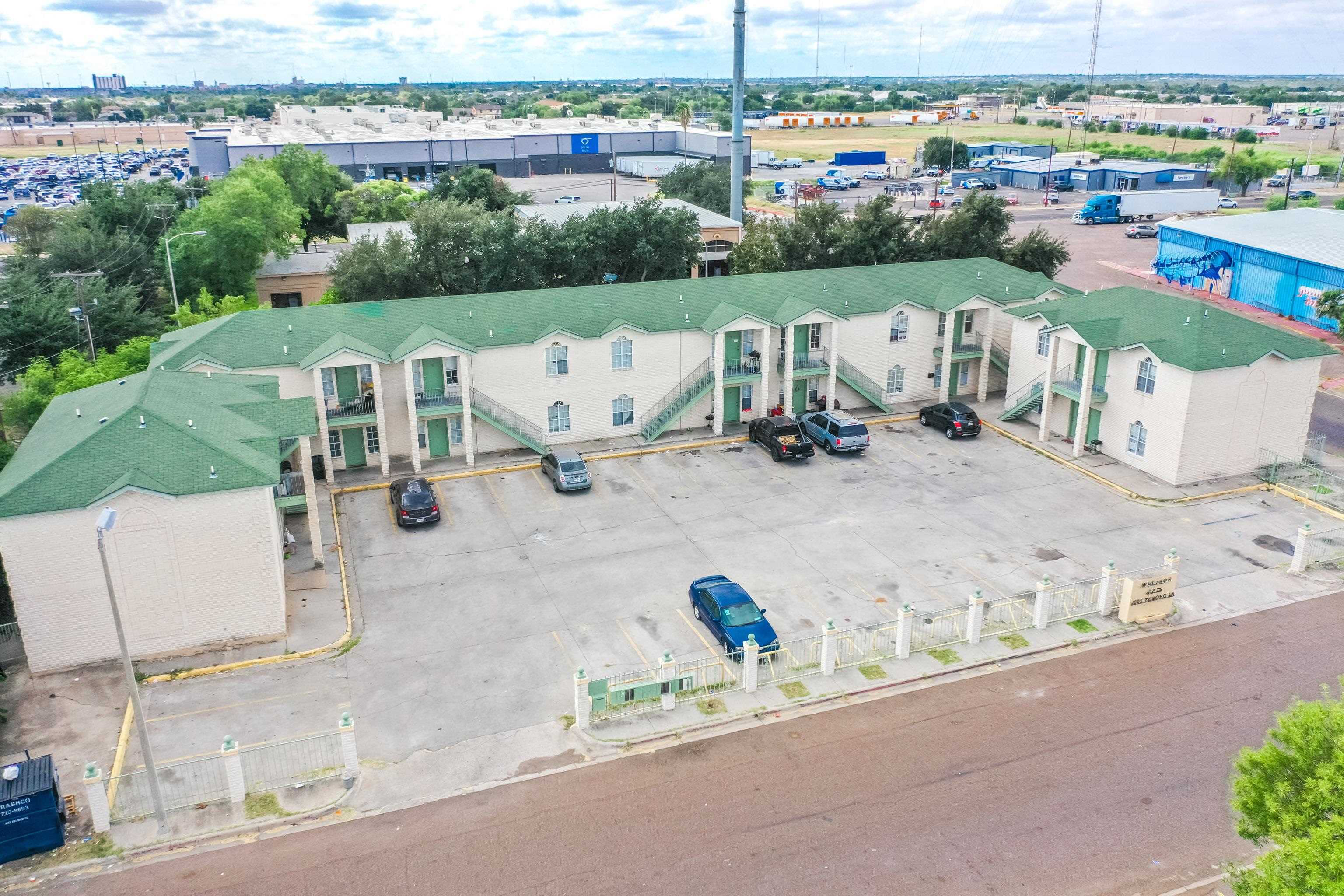 1005 Tesoro Ln, LAREDO, Texas, 78041, United States, 28 Bedrooms Bedrooms, ,Residential,For Sale,1005 Tesoro Ln,1657232