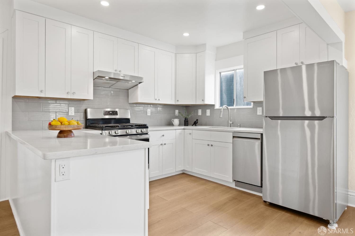 San Francisco, California, 94134, United States, 4 Bedrooms Bedrooms, ,3 BathroomsBathrooms,Residential,For Sale,1950995