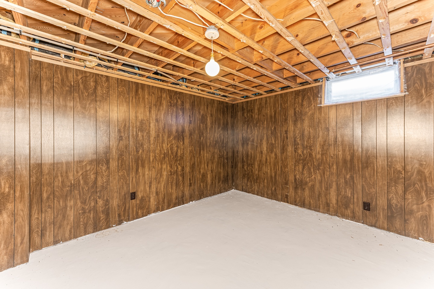 Mercer, Wisconsin, 54547, United States, 3 Bedrooms Bedrooms, ,2 BathroomsBathrooms,Residential,For Sale,2007529