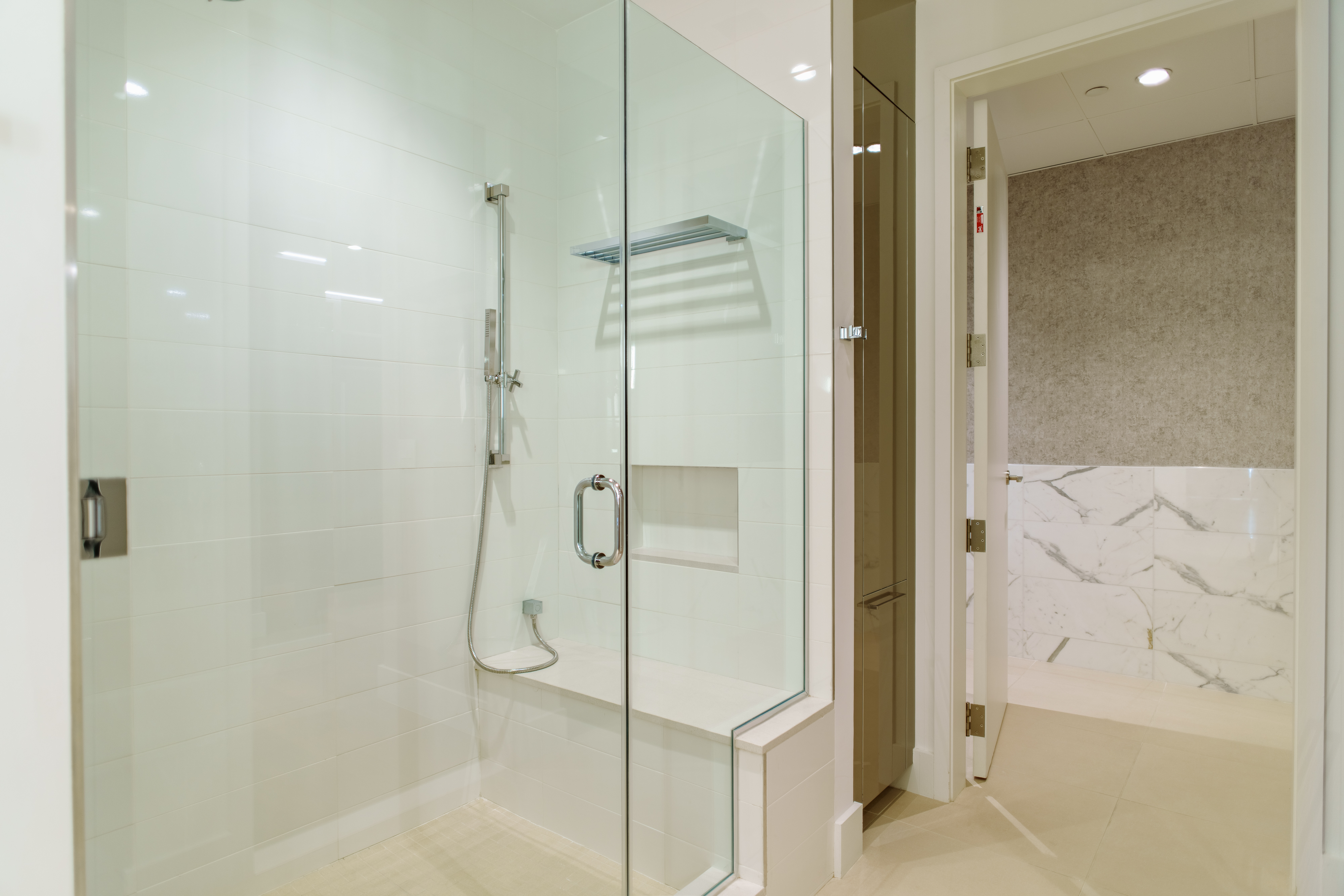  A Private, Contemporary Retreat with Unmatched Walkability - 物件實景