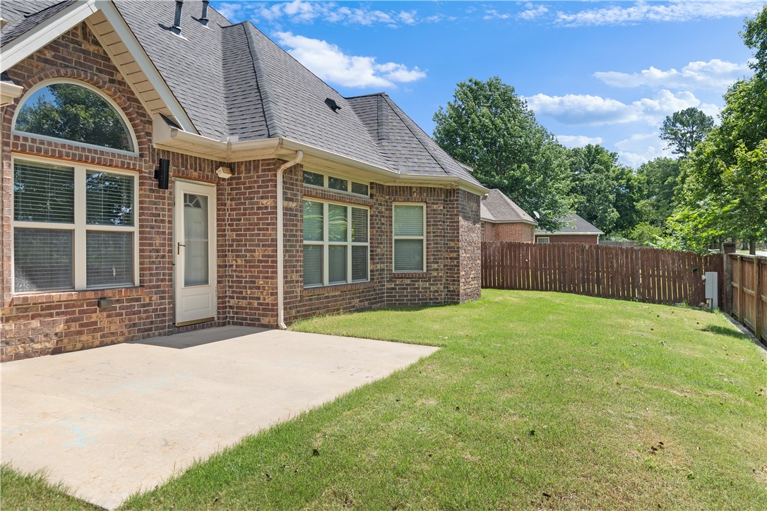 Fayetteville, Arkansas, 72704, United States, 5 Bedrooms Bedrooms, ,4 BathroomsBathrooms,Residential,For Sale,1877599
