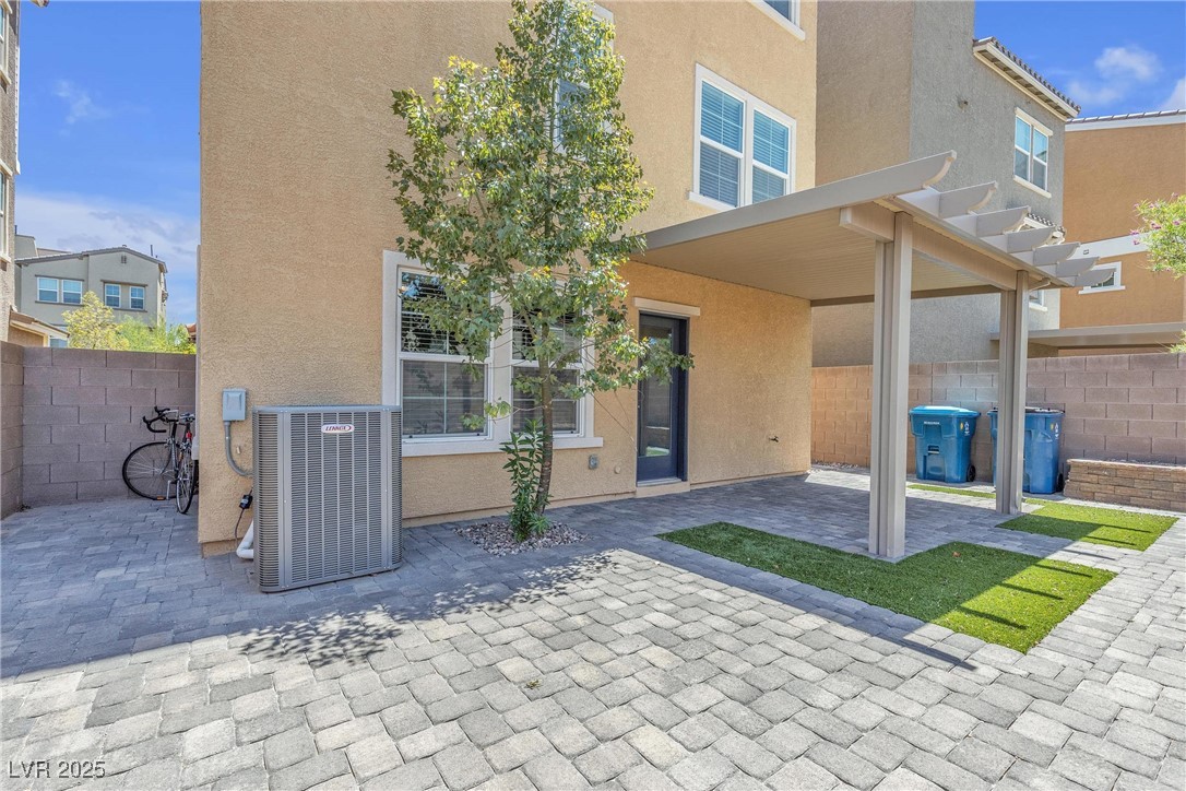 Henderson, Nevada, 89015, United States, 4 Bedrooms Bedrooms, ,4 BathroomsBathrooms,Residential,For Sale,1828430