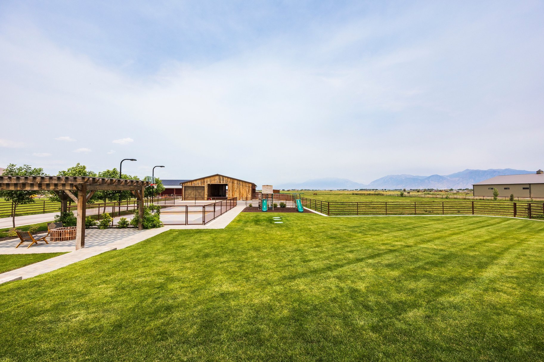  Refined Farmhouse Living with Professional Horse Facilities - 物件實景