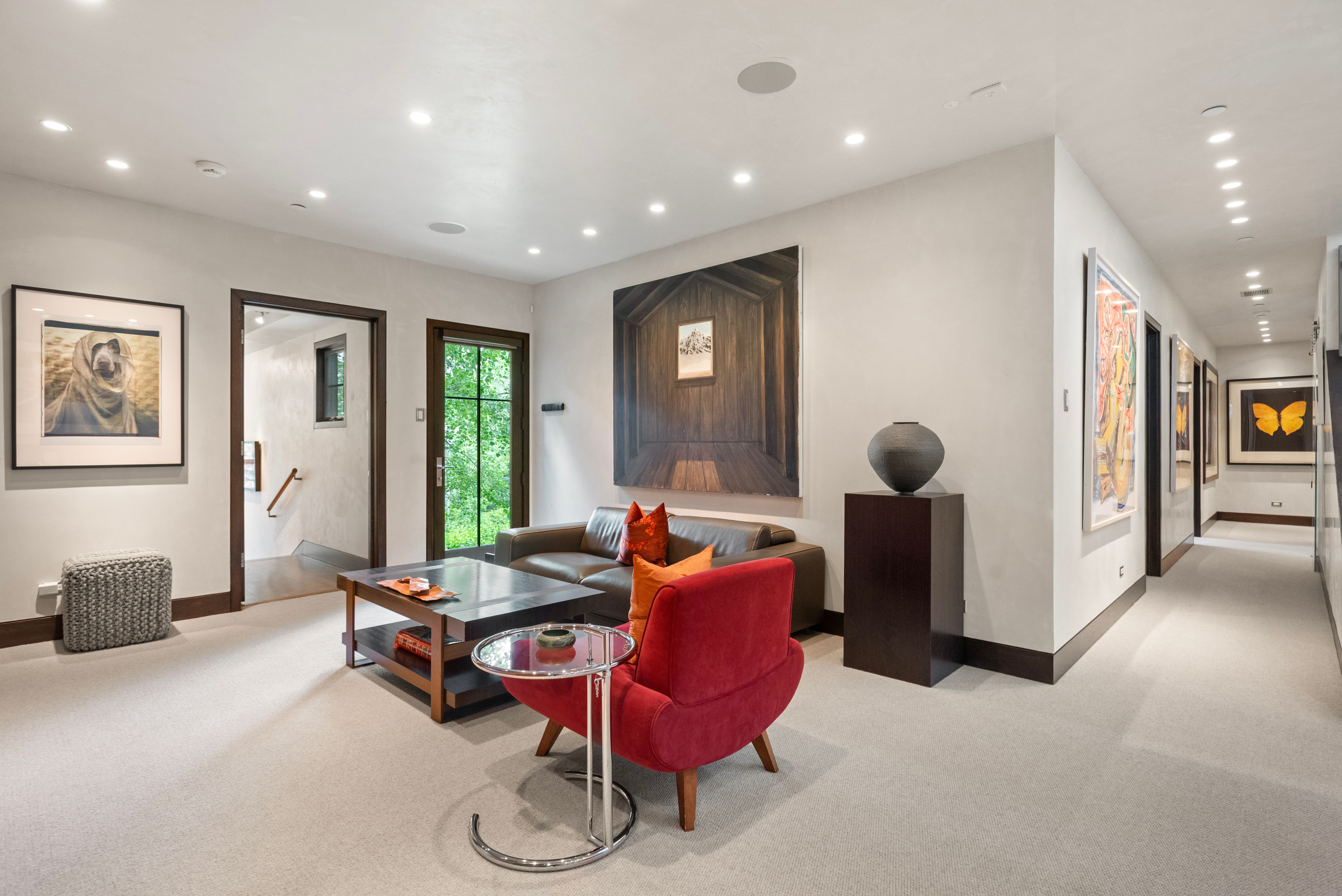  Mountain Contemporary Estate in Five Trees - 物件實景