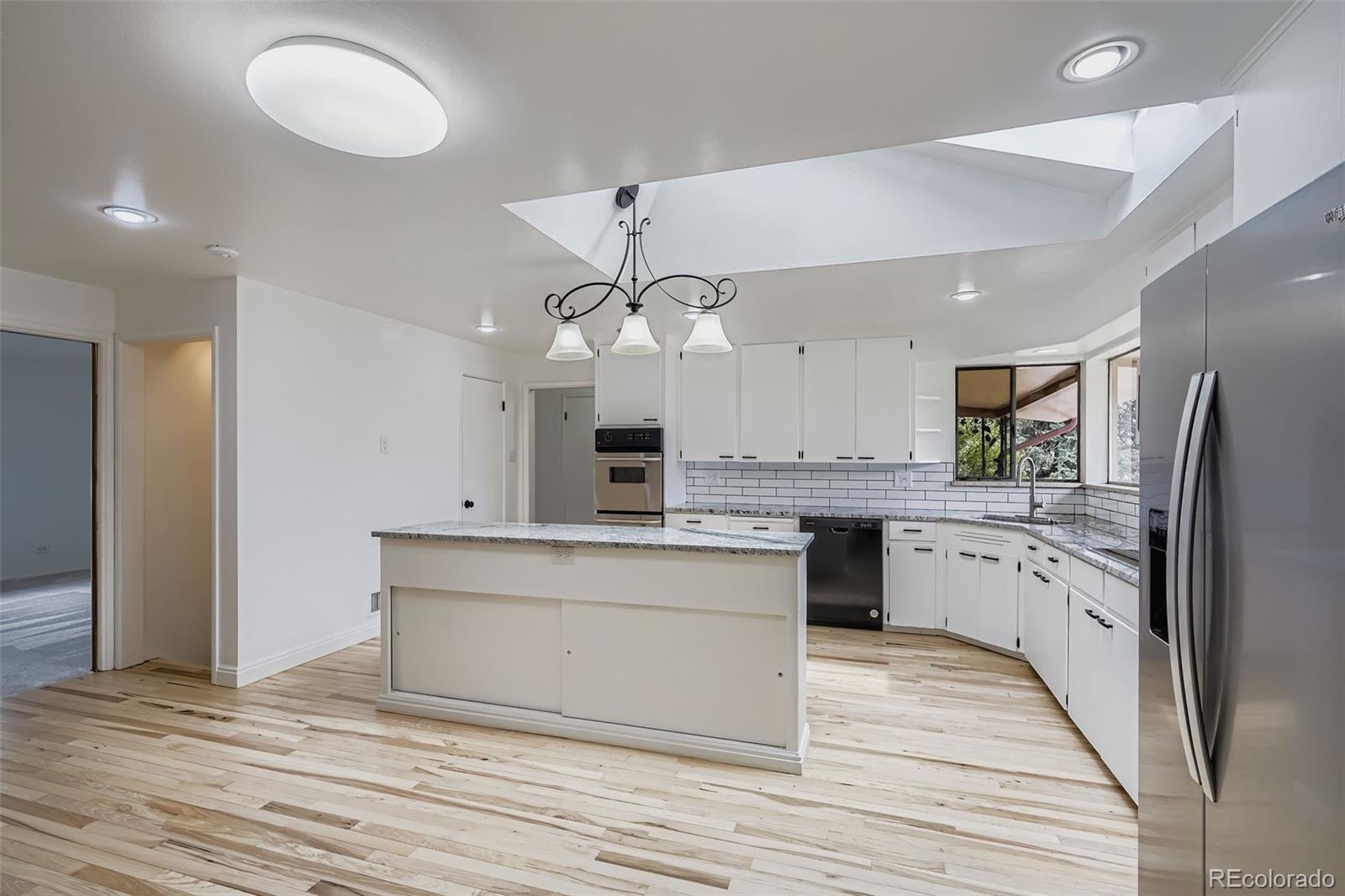 Wheat Ridge, Colorado, 80033, United States, 4 Bedrooms Bedrooms, ,2 BathroomsBathrooms,Residential,For Sale,1906302