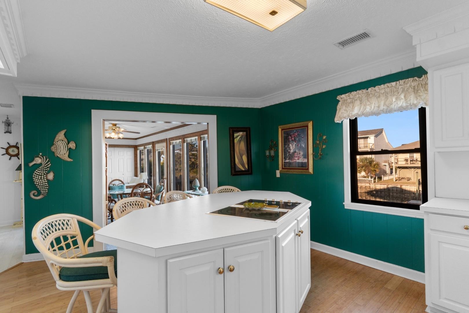 North Myrtle Beach, South Carolina, 29582, United States, 4 Bedrooms Bedrooms, ,2 BathroomsBathrooms,Residential,For Sale,2015059