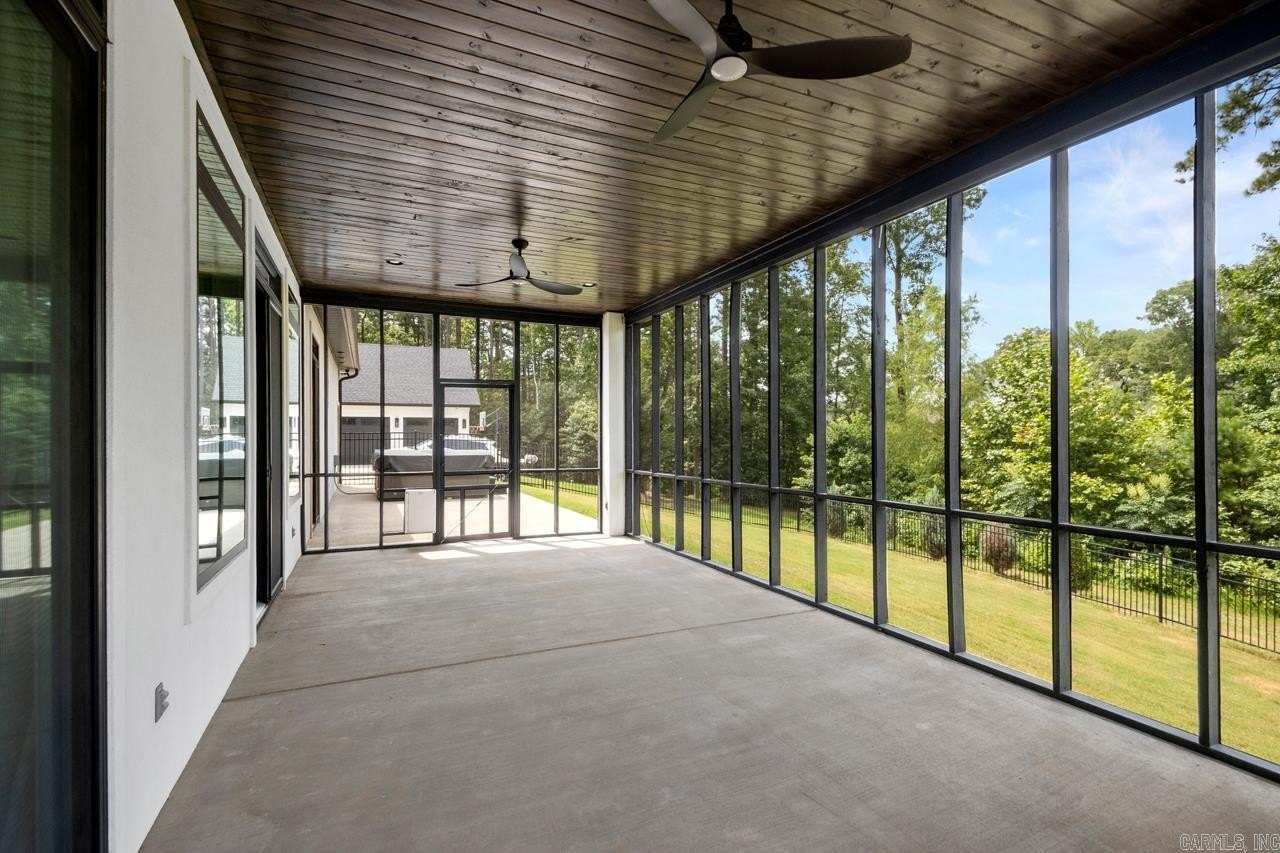 Bryant, Arkansas, 72022, United States, 5 Bedrooms Bedrooms, ,5 BathroomsBathrooms,Residential,For Sale,1978792