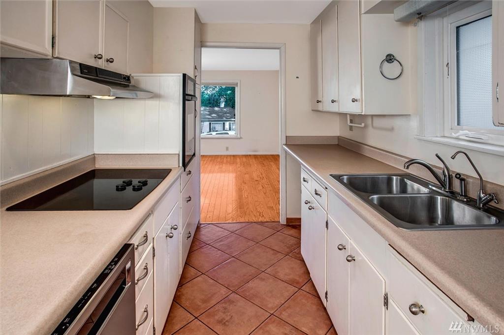 8911 20th Ave NE, Seattle, Washington, 98115, United States, 2 Bedrooms Bedrooms, ,1 BathroomBathrooms,Residential,For Sale,8911 20th Ave NE,1462257