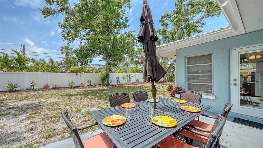 Sarasota, Florida, 34239, United States, 3 Bedrooms Bedrooms, ,2 BathroomsBathrooms,Residential,For Sale,1785802
