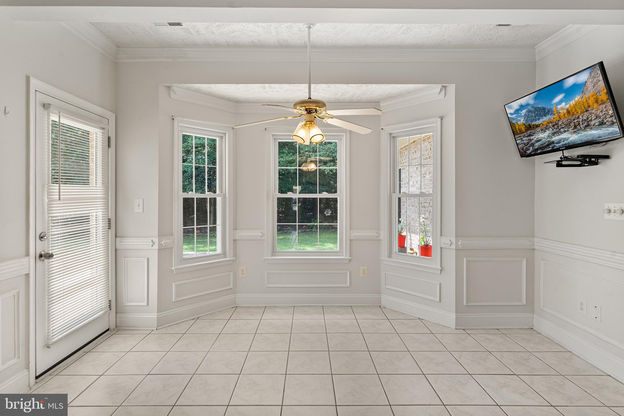 Issue, Maryland, 20645, United States, 5 Bedrooms Bedrooms, ,5 BathroomsBathrooms,Residential,For Sale,1912917